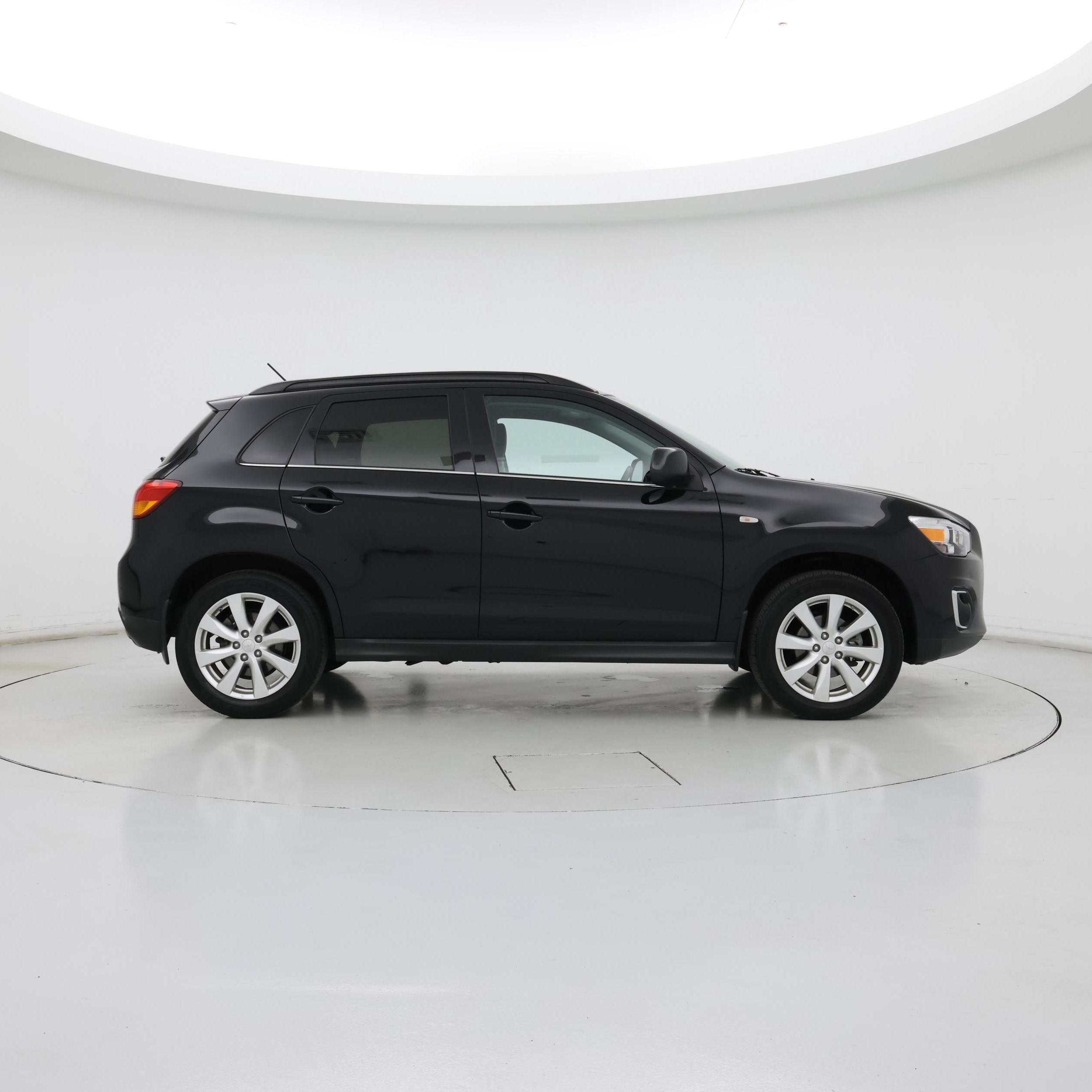 Thumbnail: 2014 Mitsubishi Outlander Sport - 7