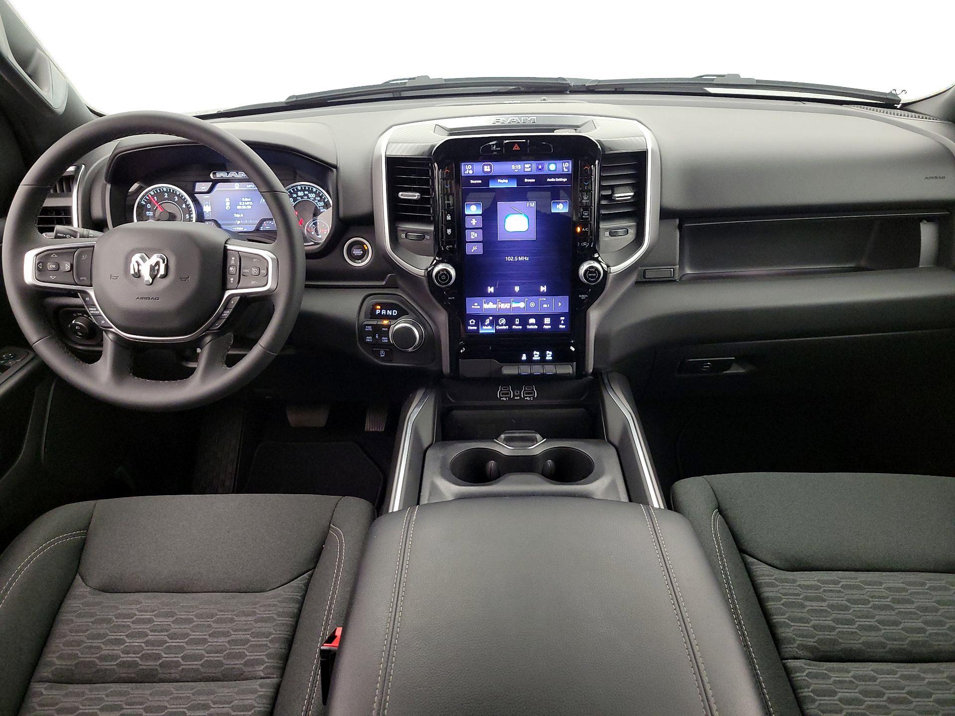 Thumbnail: 2025 RAM 1500 - 9
