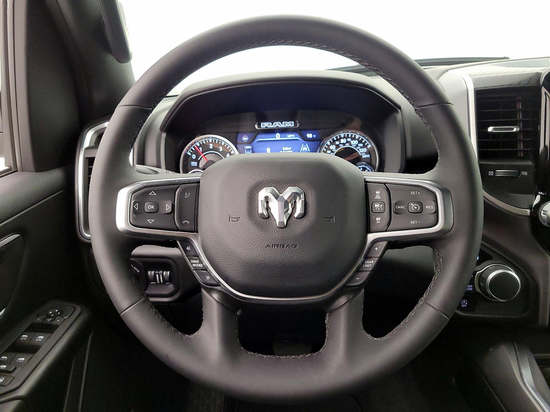 Thumbnail: 2025 RAM 1500 - 10