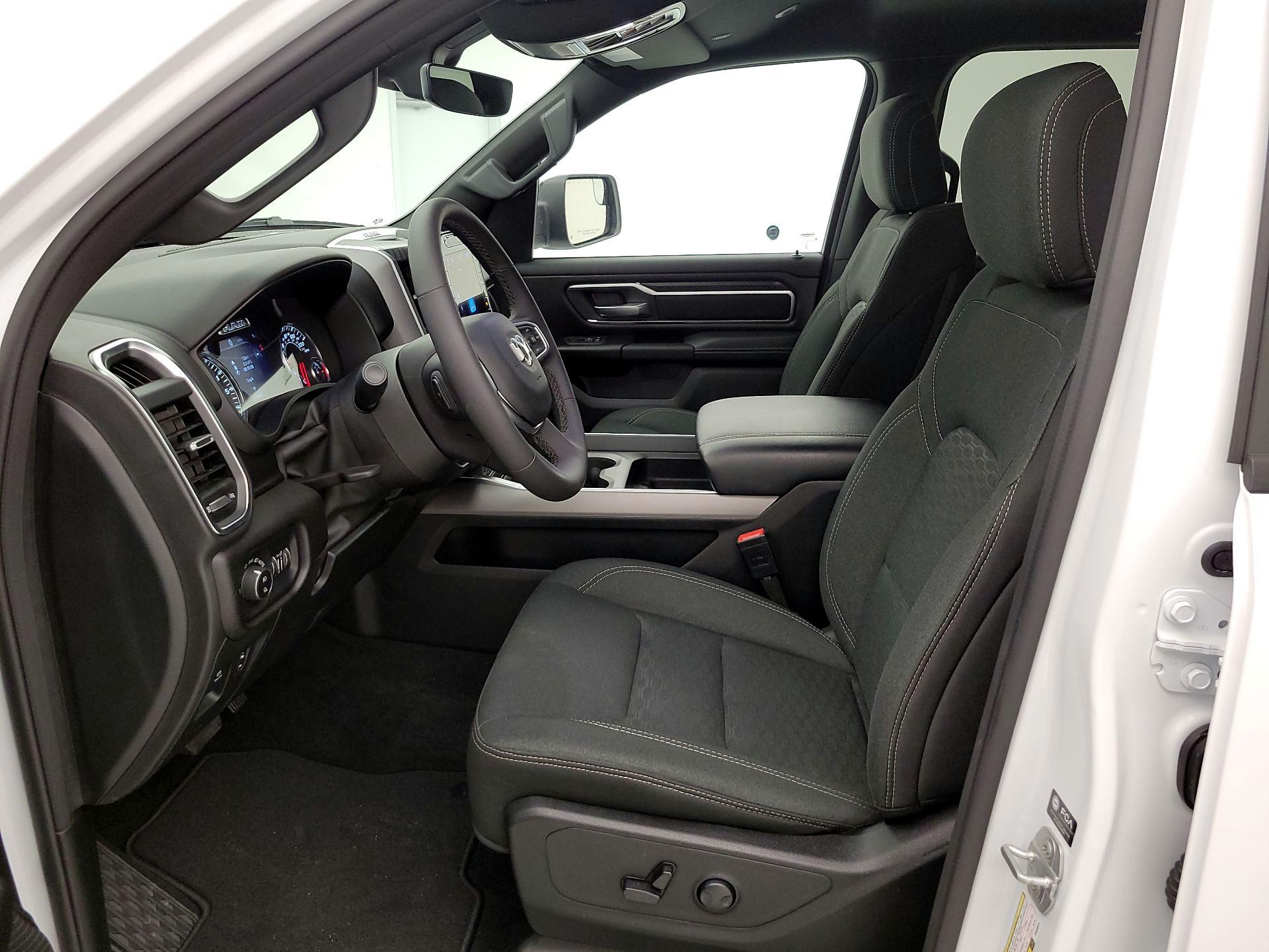 Thumbnail: 2025 RAM 1500 - 11