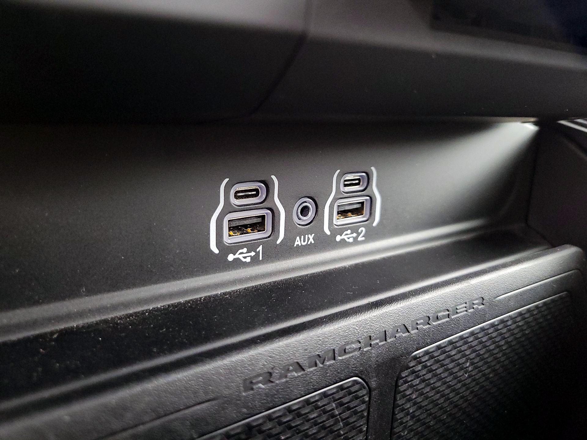 Thumbnail: 2025 RAM 1500 - 19