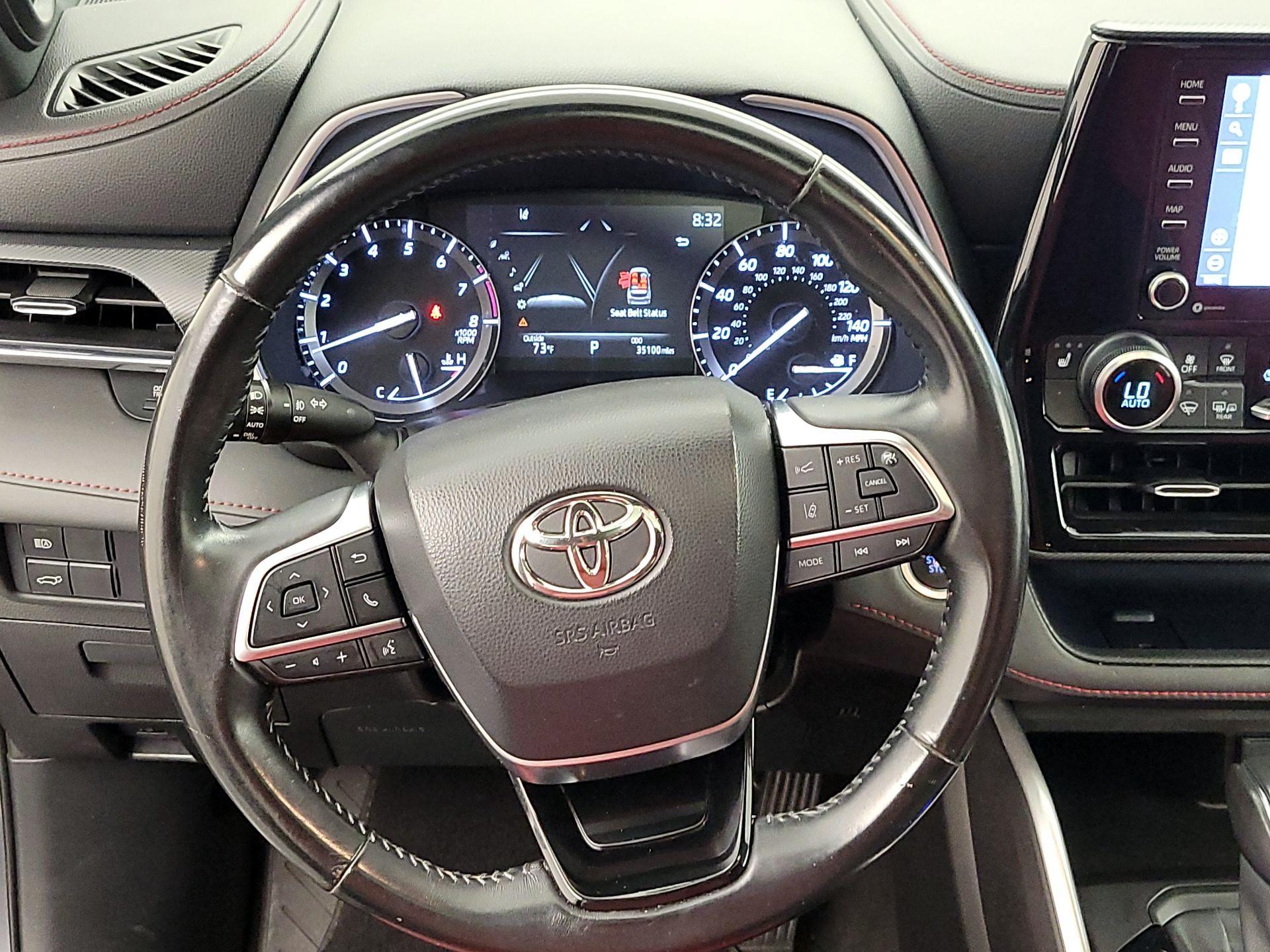 Thumbnail: 2021 Toyota Highlander - 10