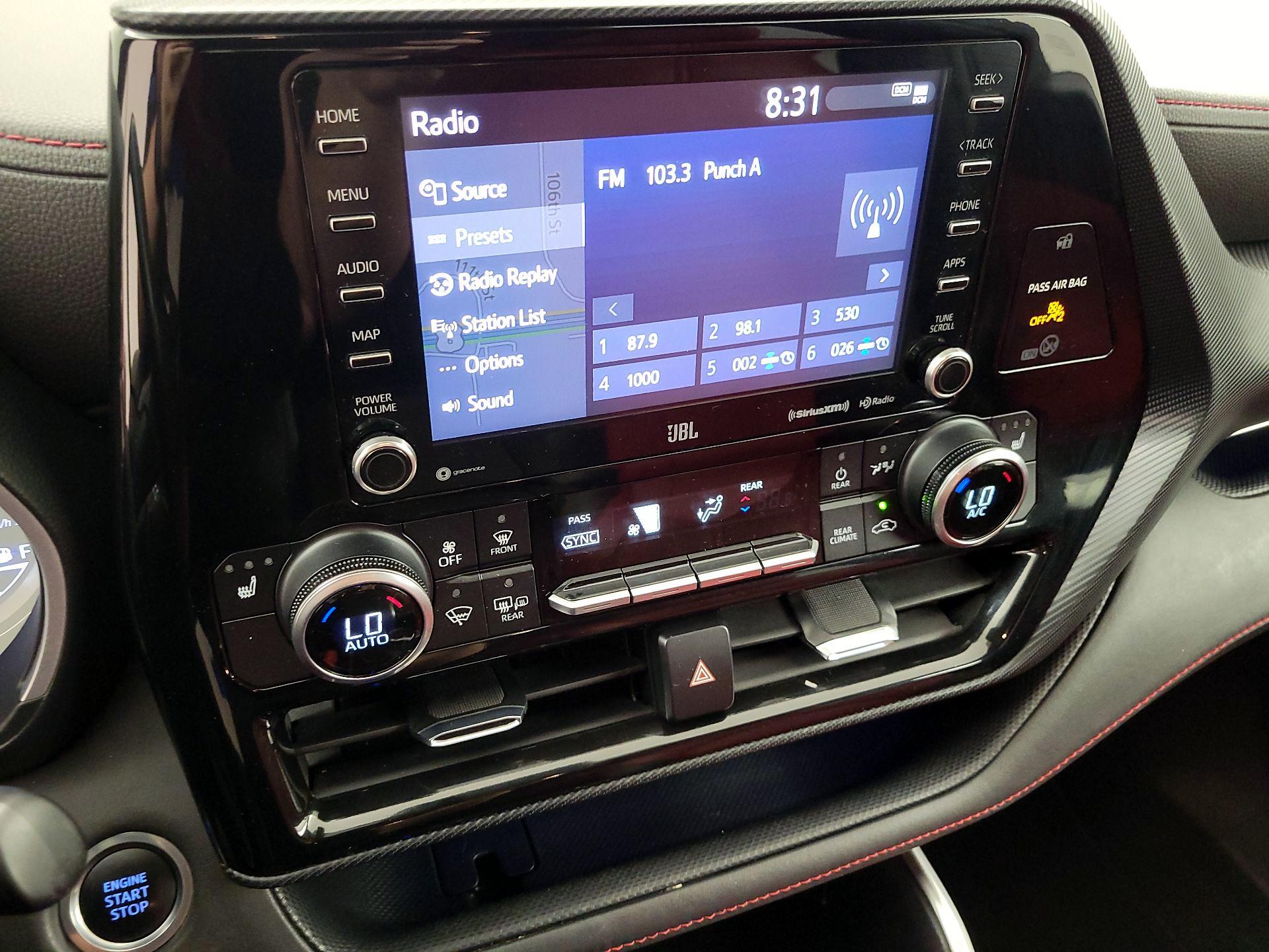 Thumbnail: 2021 Toyota Highlander - 16