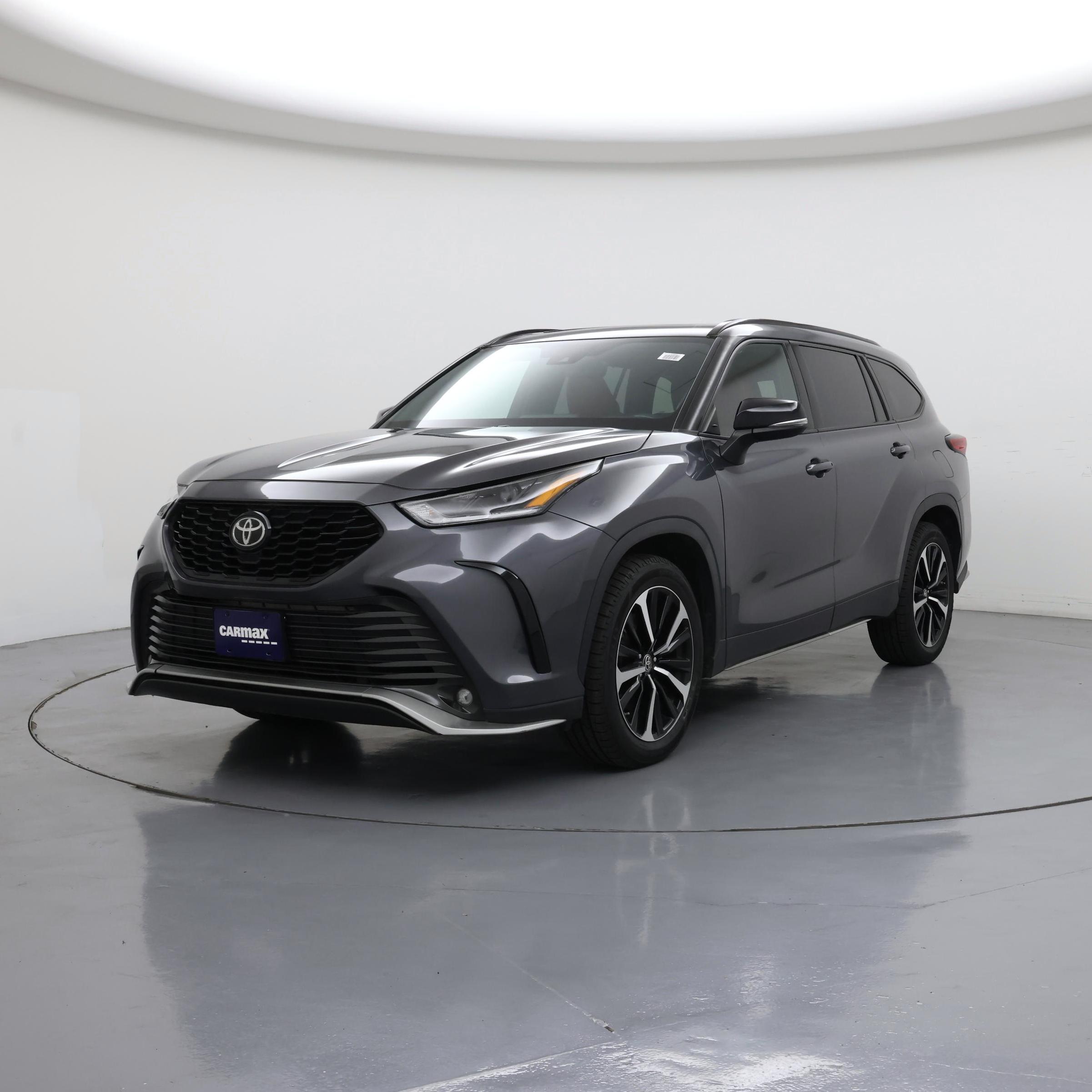 Thumbnail: 2021 Toyota Highlander - 4