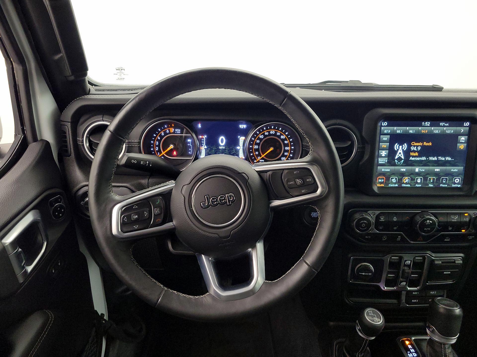 Thumbnail: 2020 Jeep Gladiator - 10