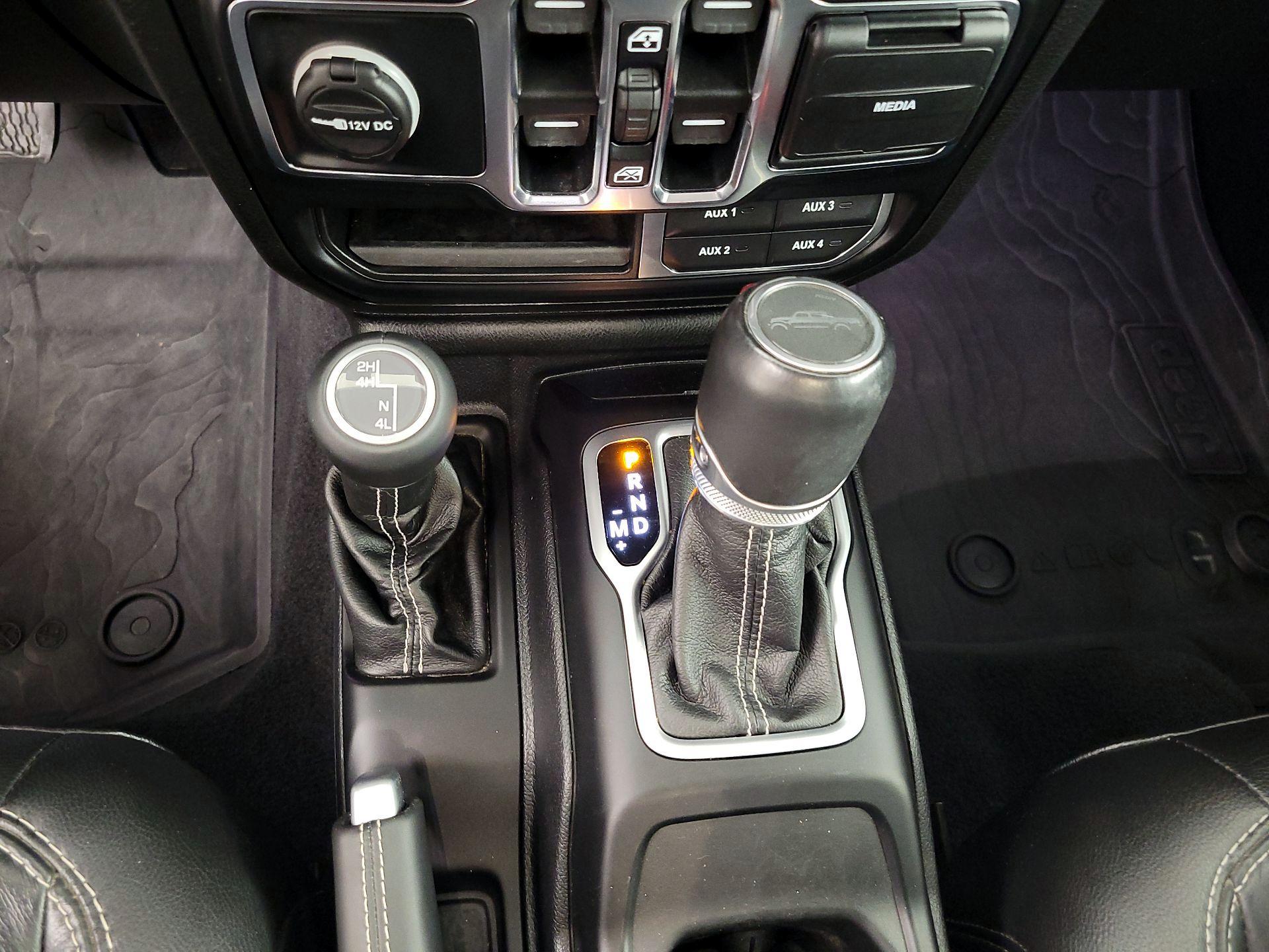 Thumbnail: 2020 Jeep Gladiator - 18
