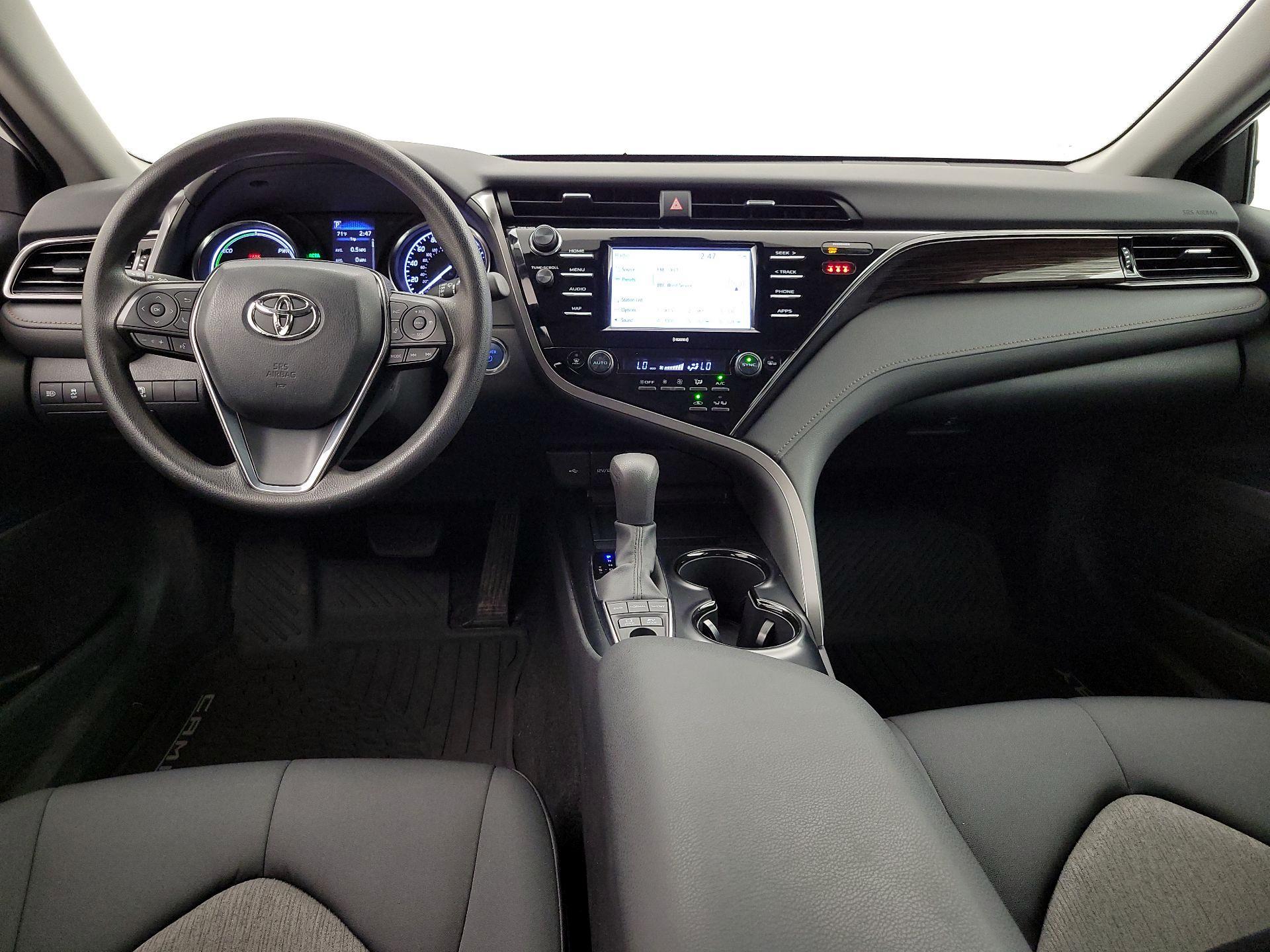 Thumbnail: 2020 Toyota Camry - 9