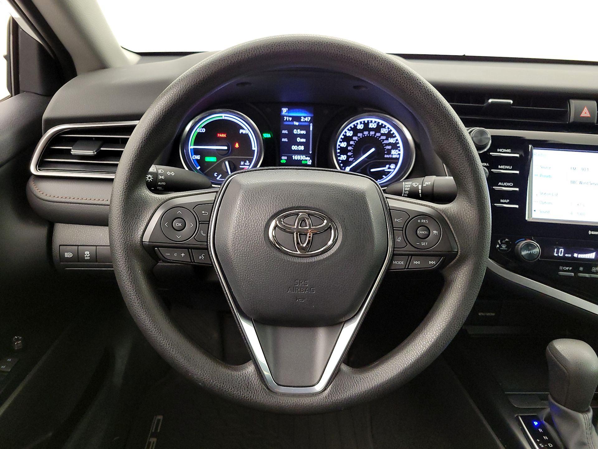 Thumbnail: 2020 Toyota Camry - 10