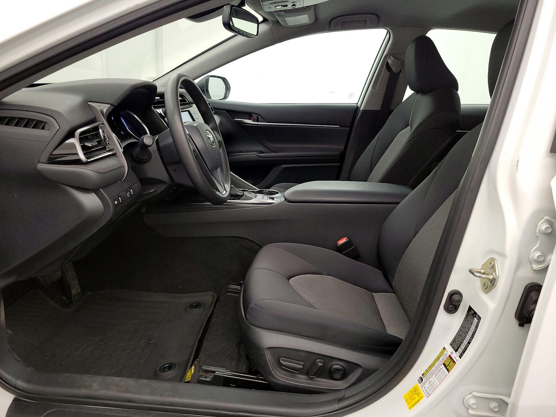 Thumbnail: 2020 Toyota Camry - 11