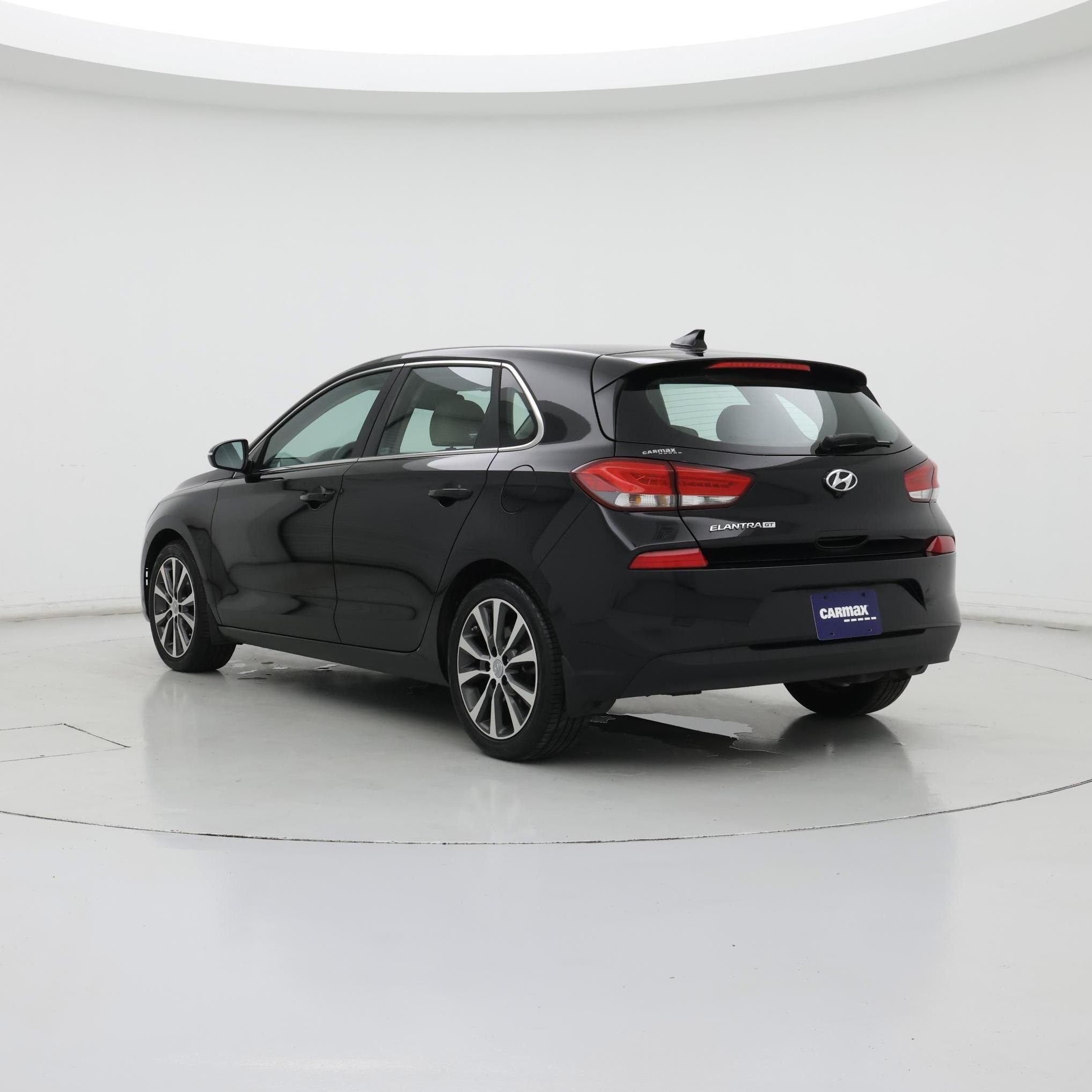 Thumbnail: 2018 Hyundai Elantra - 2