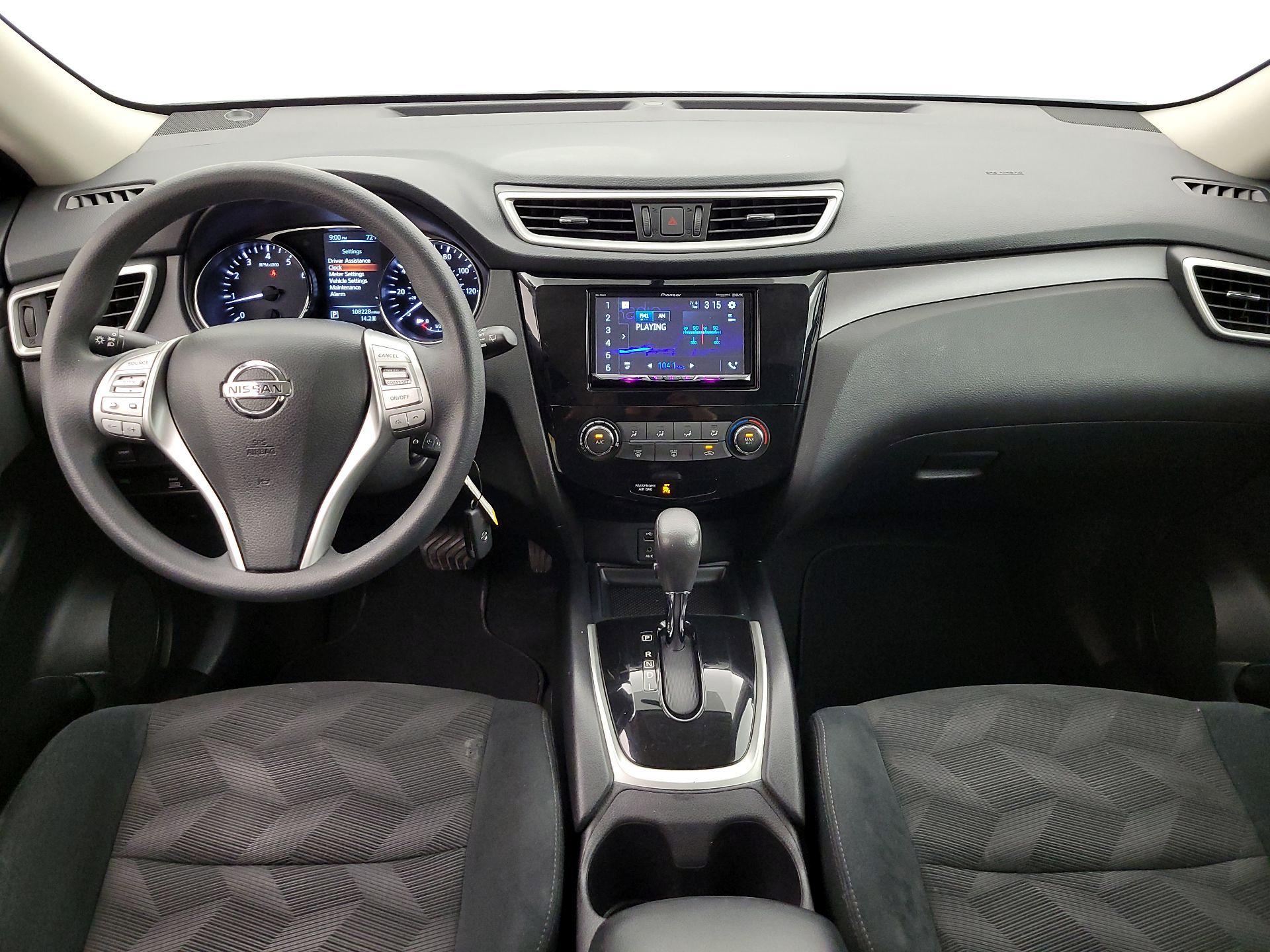 Thumbnail: 2016 Nissan Rogue - 9
