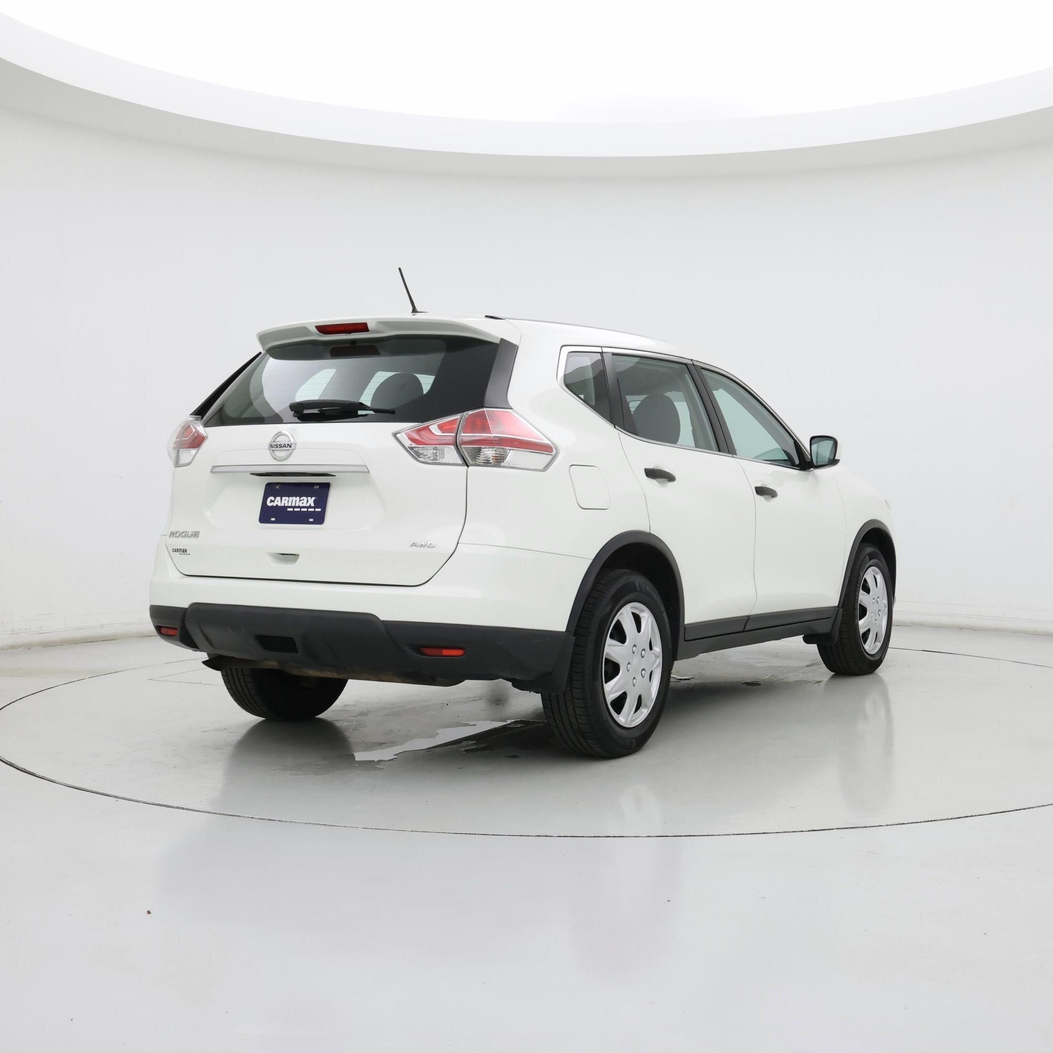 Thumbnail: 2016 Nissan Rogue - 8