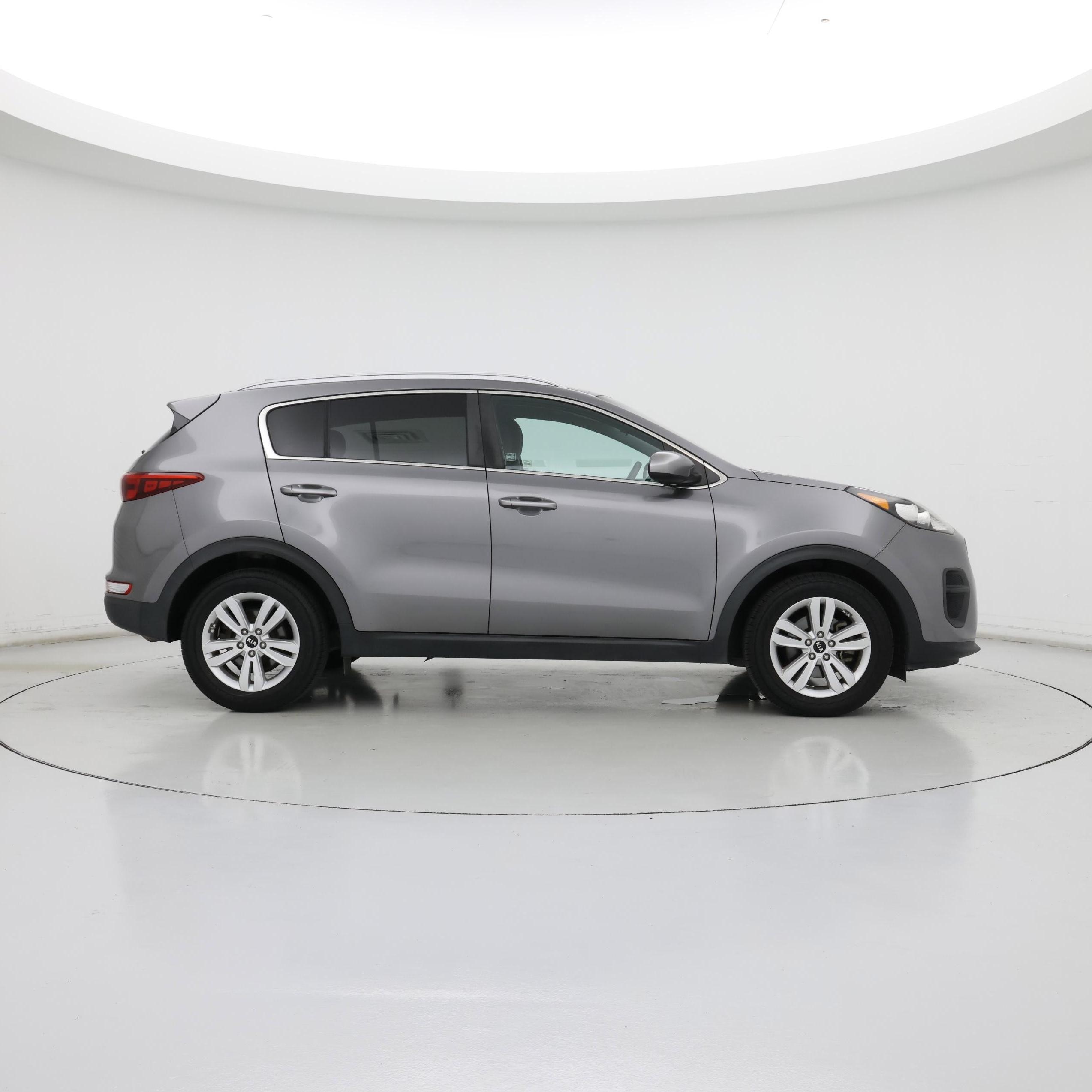 Thumbnail: 2017 Kia Sportage - 7