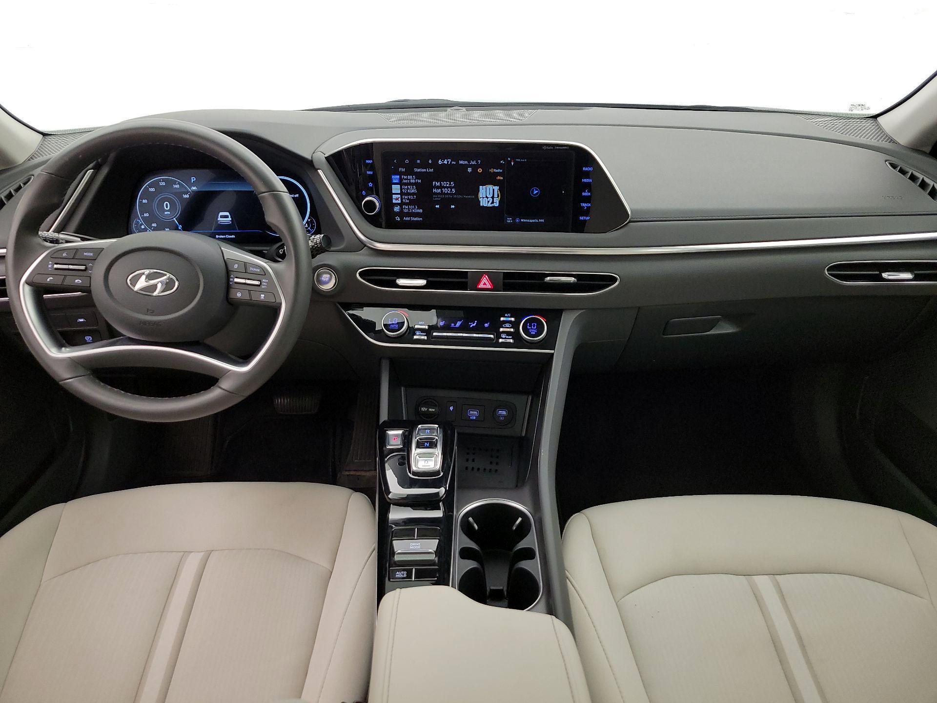 Thumbnail: 2023 Hyundai Sonata - 9