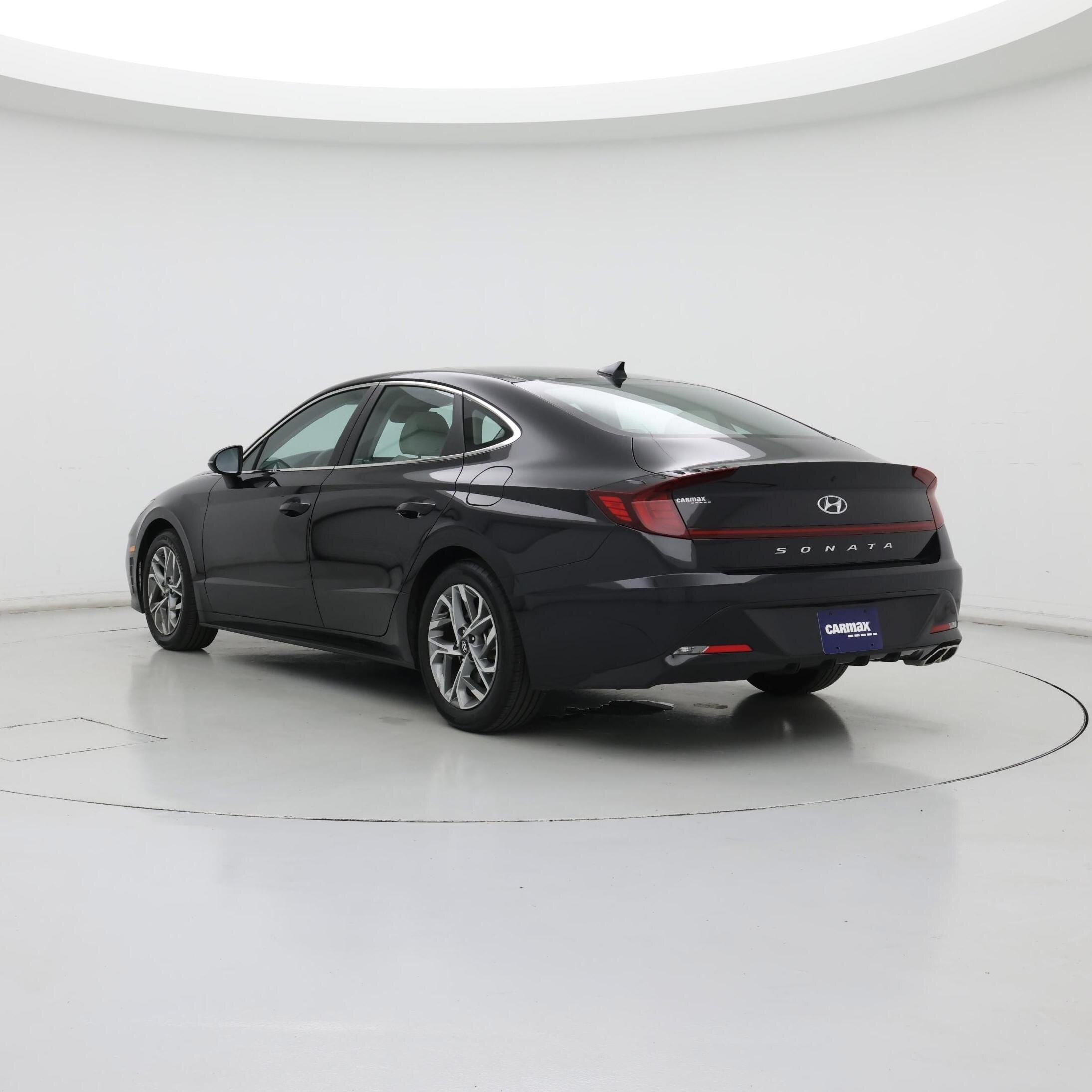 Thumbnail: 2023 Hyundai Sonata - 2