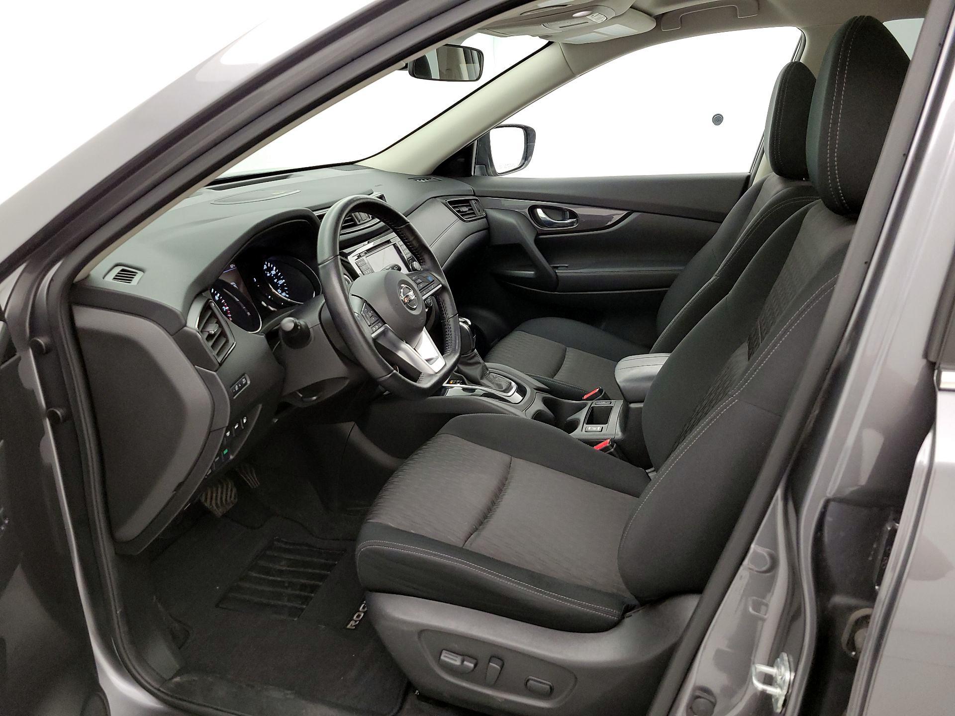 Thumbnail: 2020 Nissan Rogue - 11