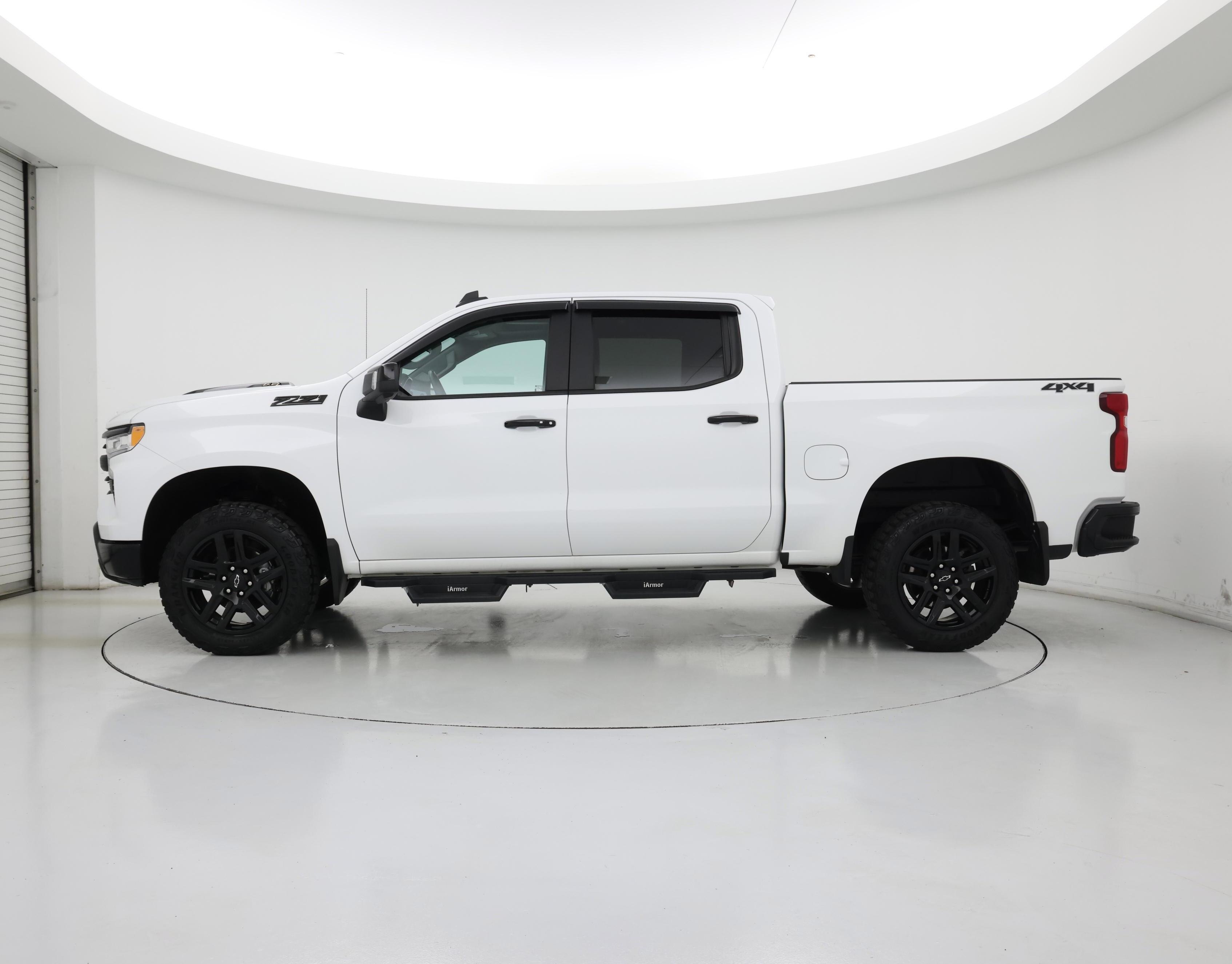 Thumbnail: 2022 Chevrolet Silverado 1500 - 3