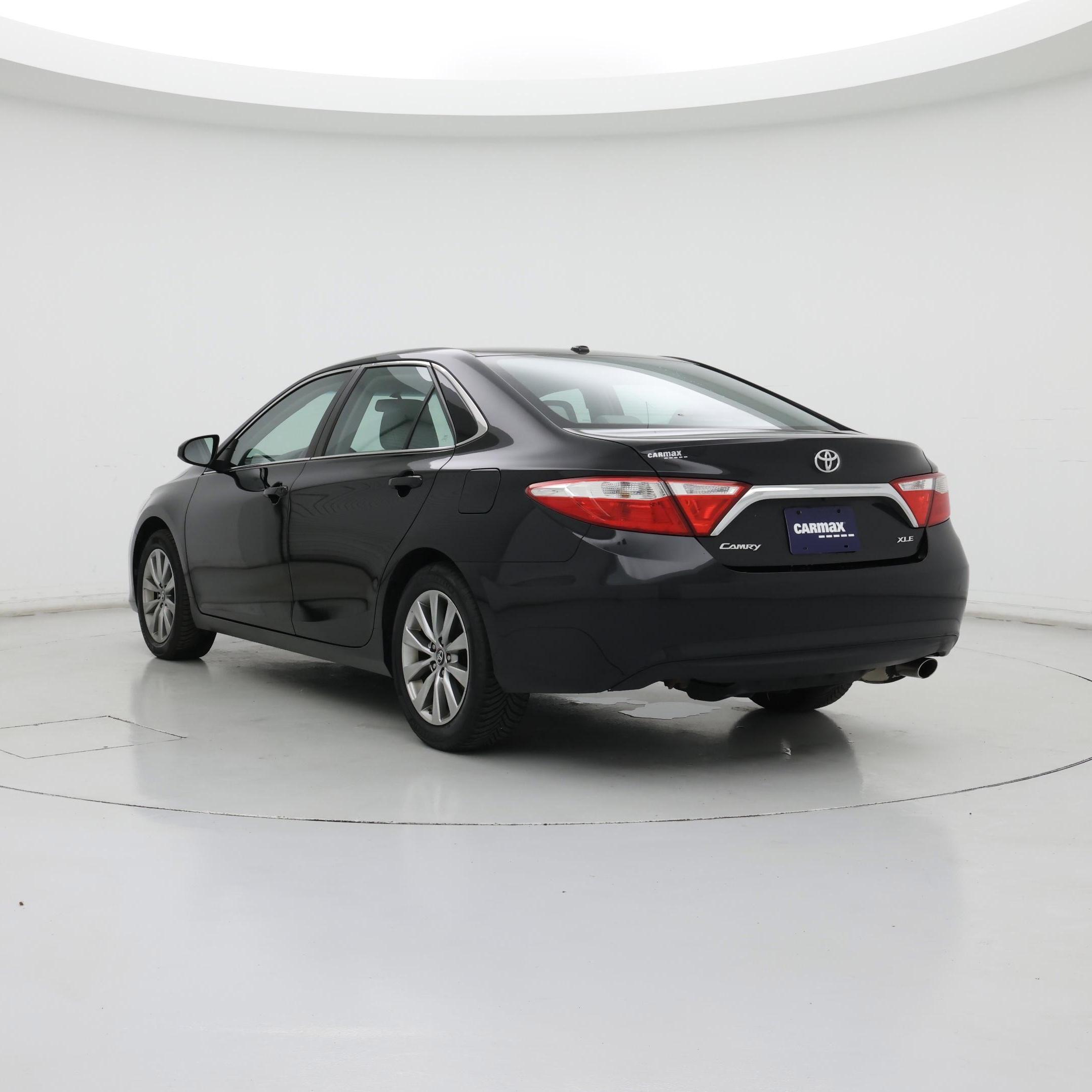 Thumbnail: 2017 Toyota Camry - 2