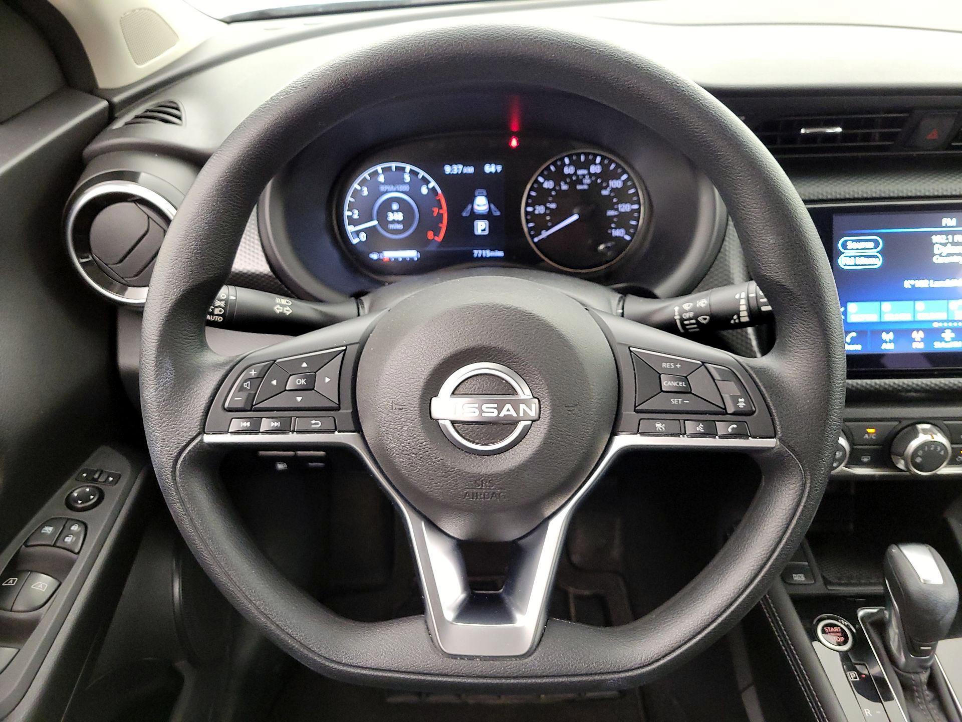 Thumbnail: 2024 Nissan Kicks - 10