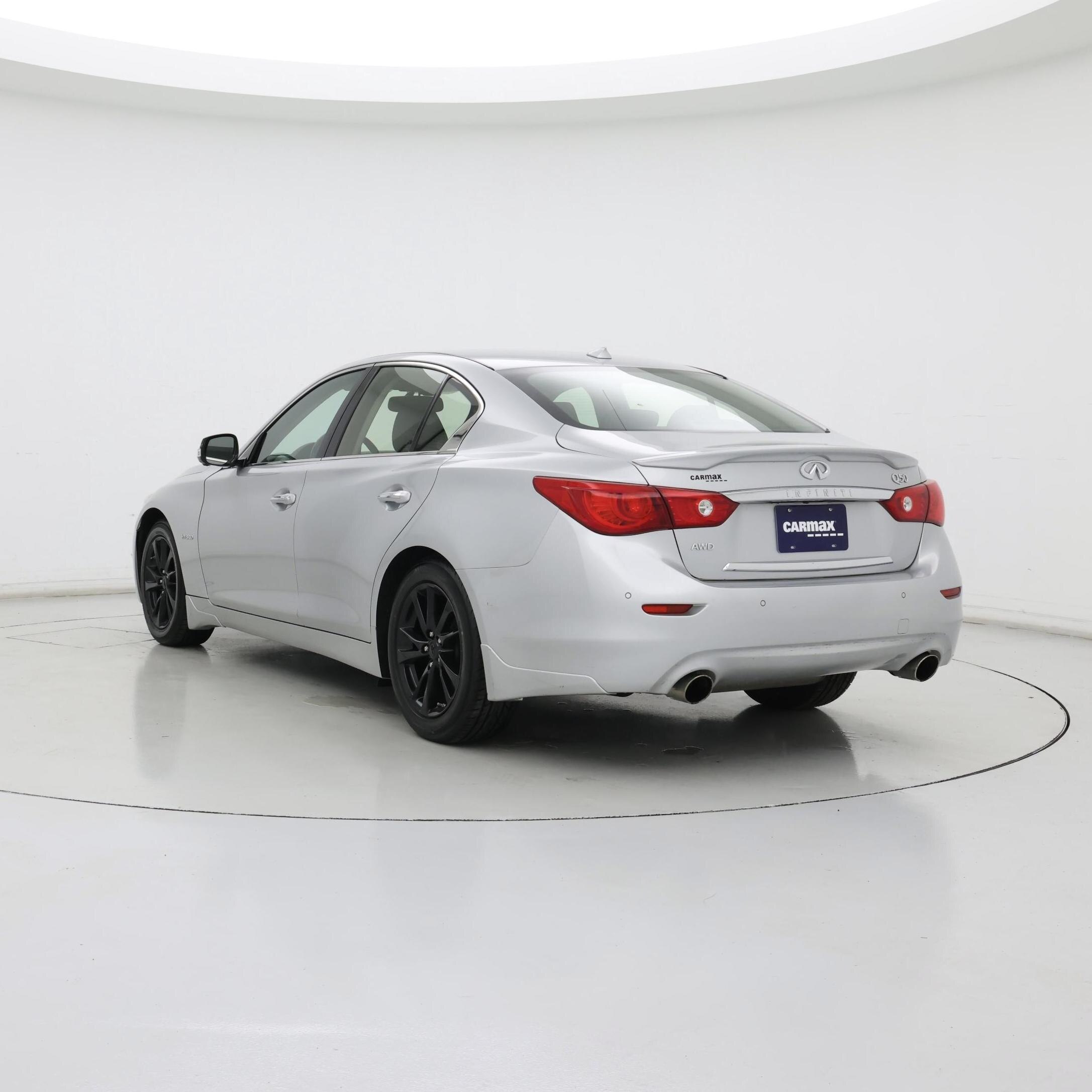 Thumbnail: 2015 INFINITI Q50 - 2