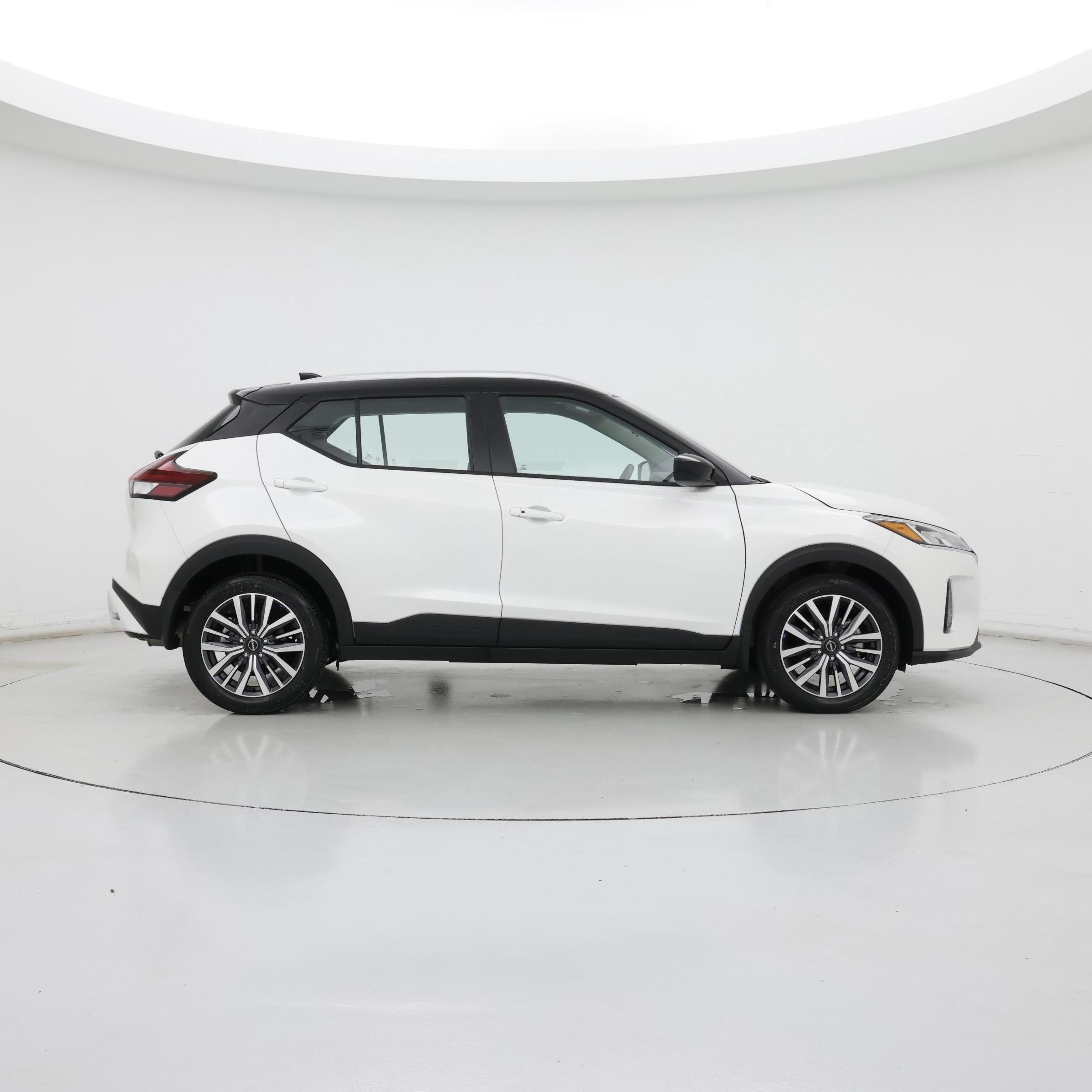 Thumbnail: 2024 Nissan Kicks - 7