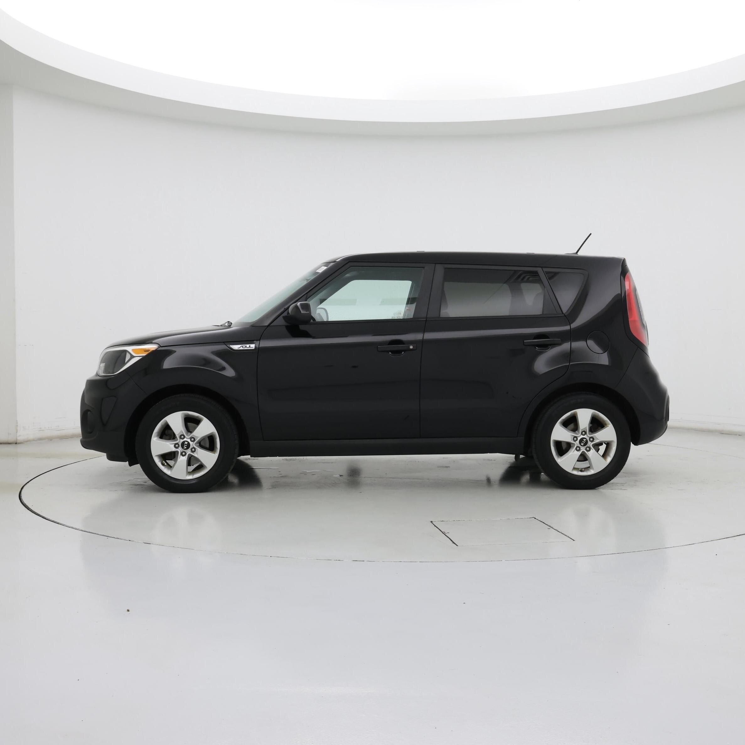 Thumbnail: 2019 Kia Soul - 3
