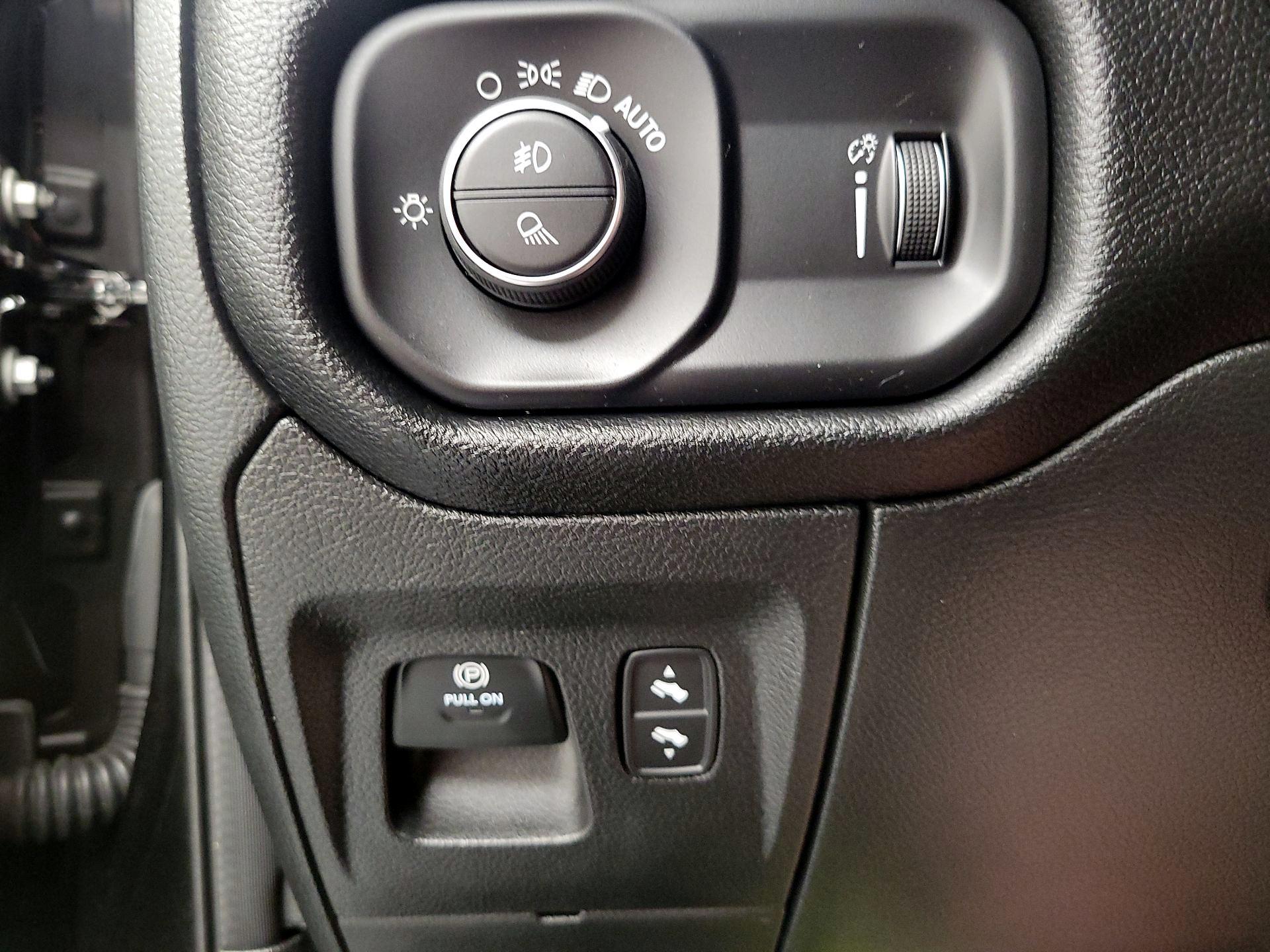 Thumbnail: 2022 RAM 1500 - 13