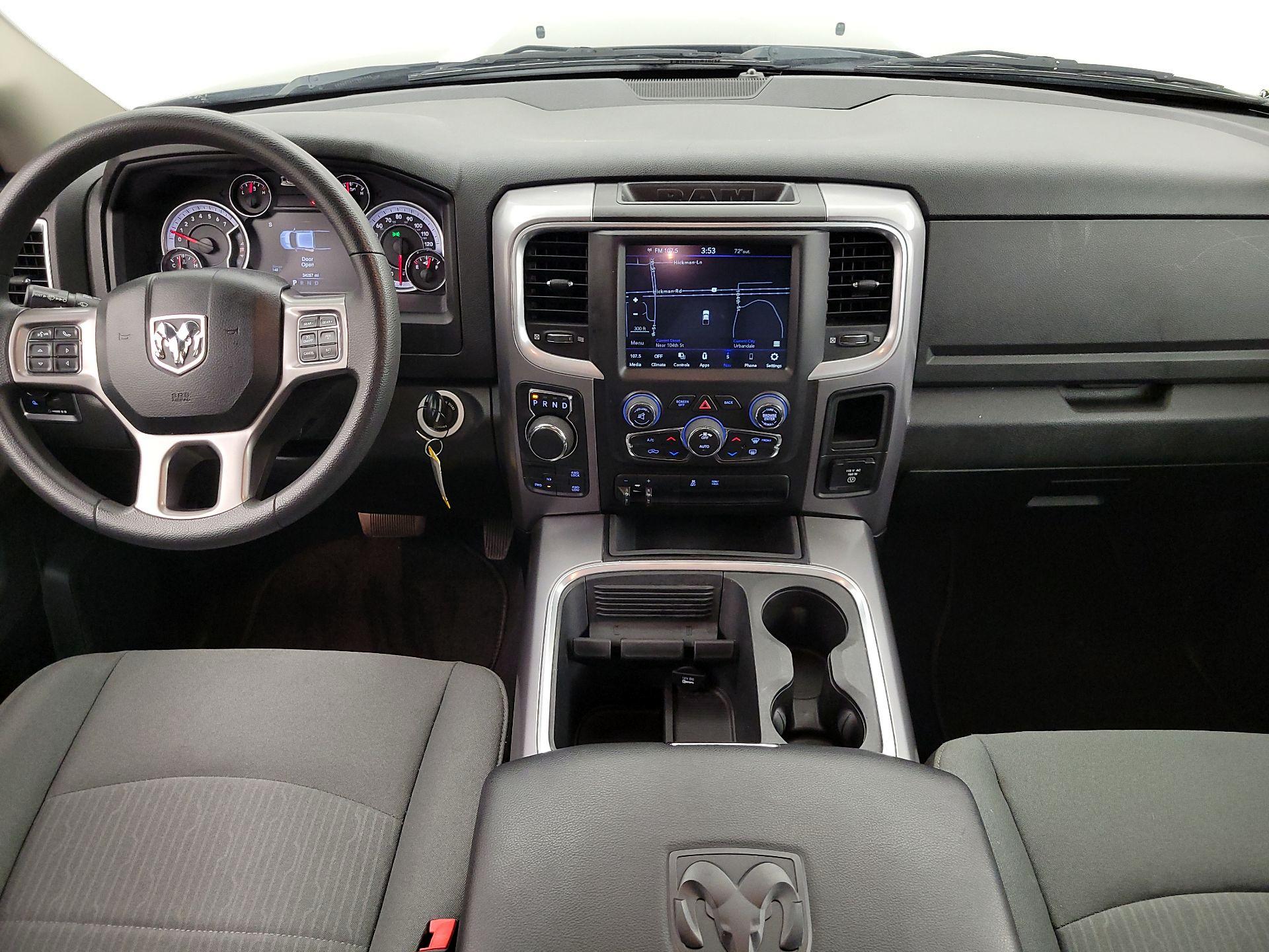 Thumbnail: 2023 RAM 1500 Classic - 9