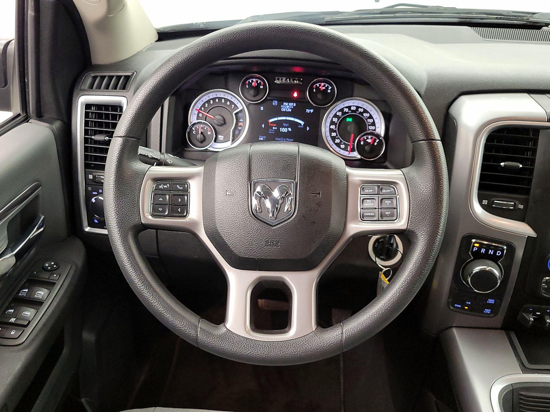Thumbnail: 2023 RAM 1500 Classic - 10