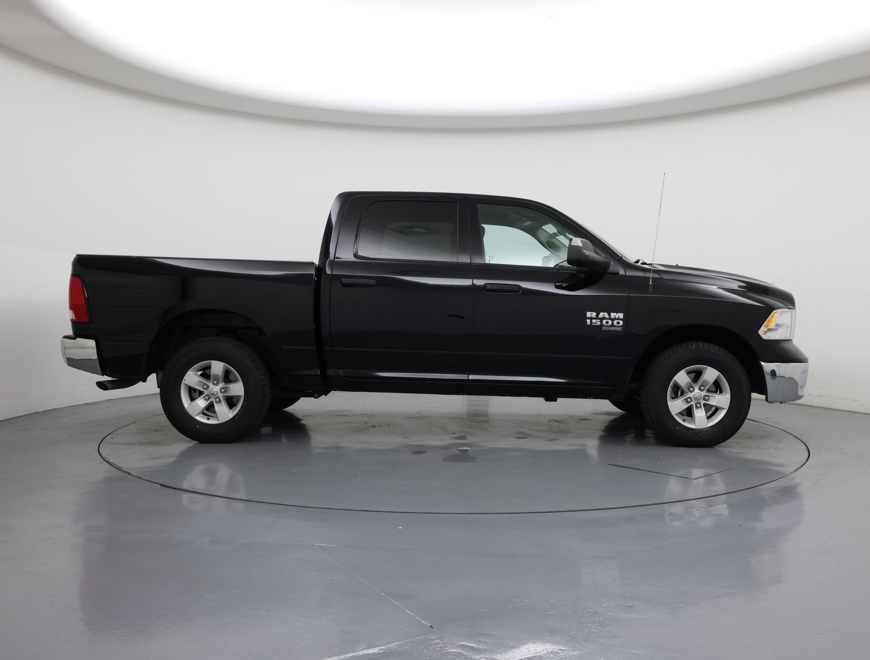 Thumbnail: 2023 RAM 1500 Classic - 7