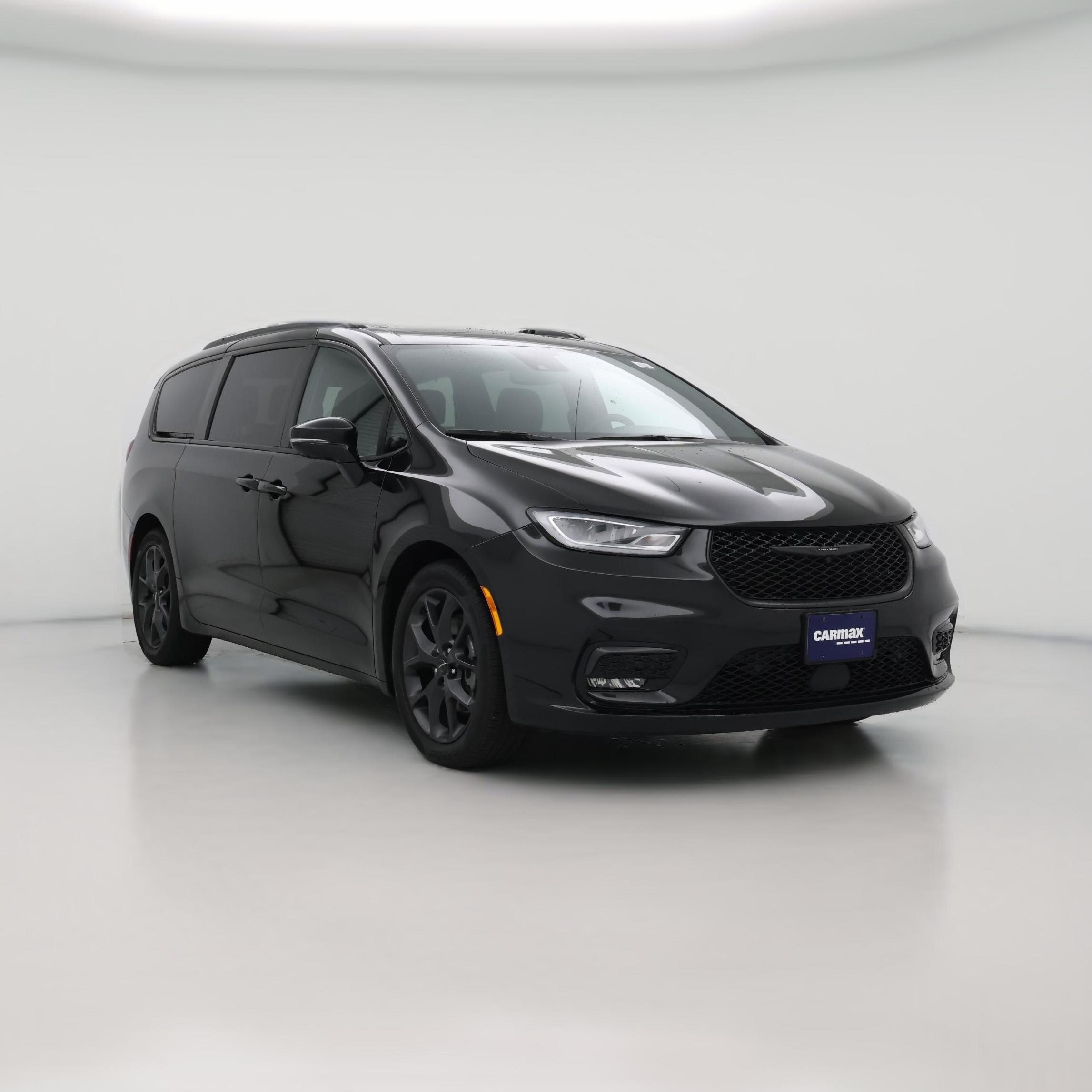 Thumbnail: 2022 Chrysler Pacifica - 1