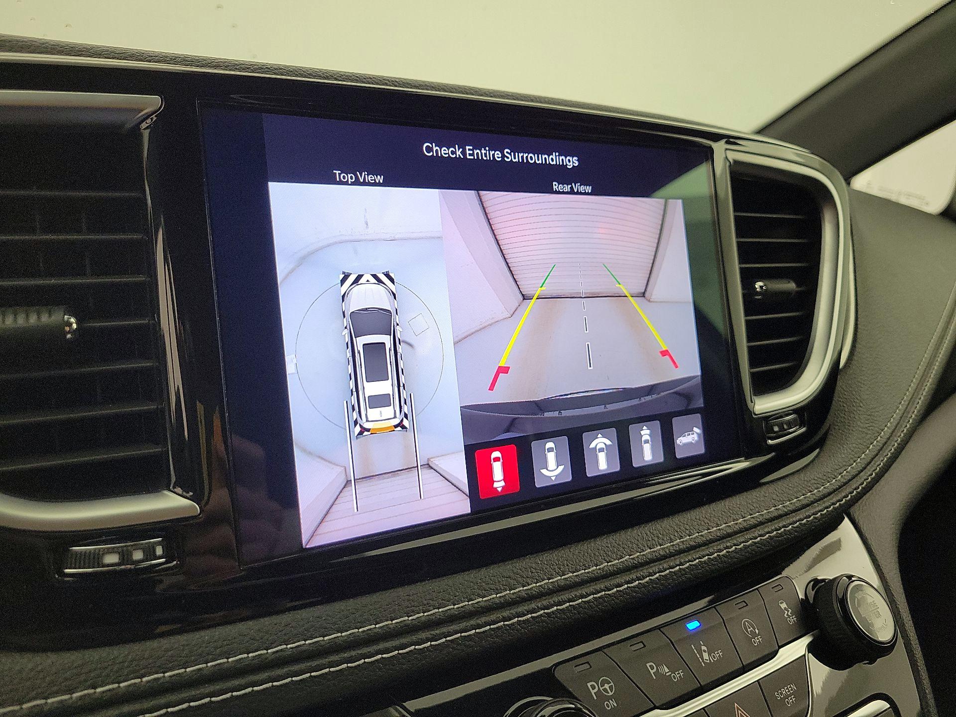 Thumbnail: 2022 Chrysler Pacifica - 15