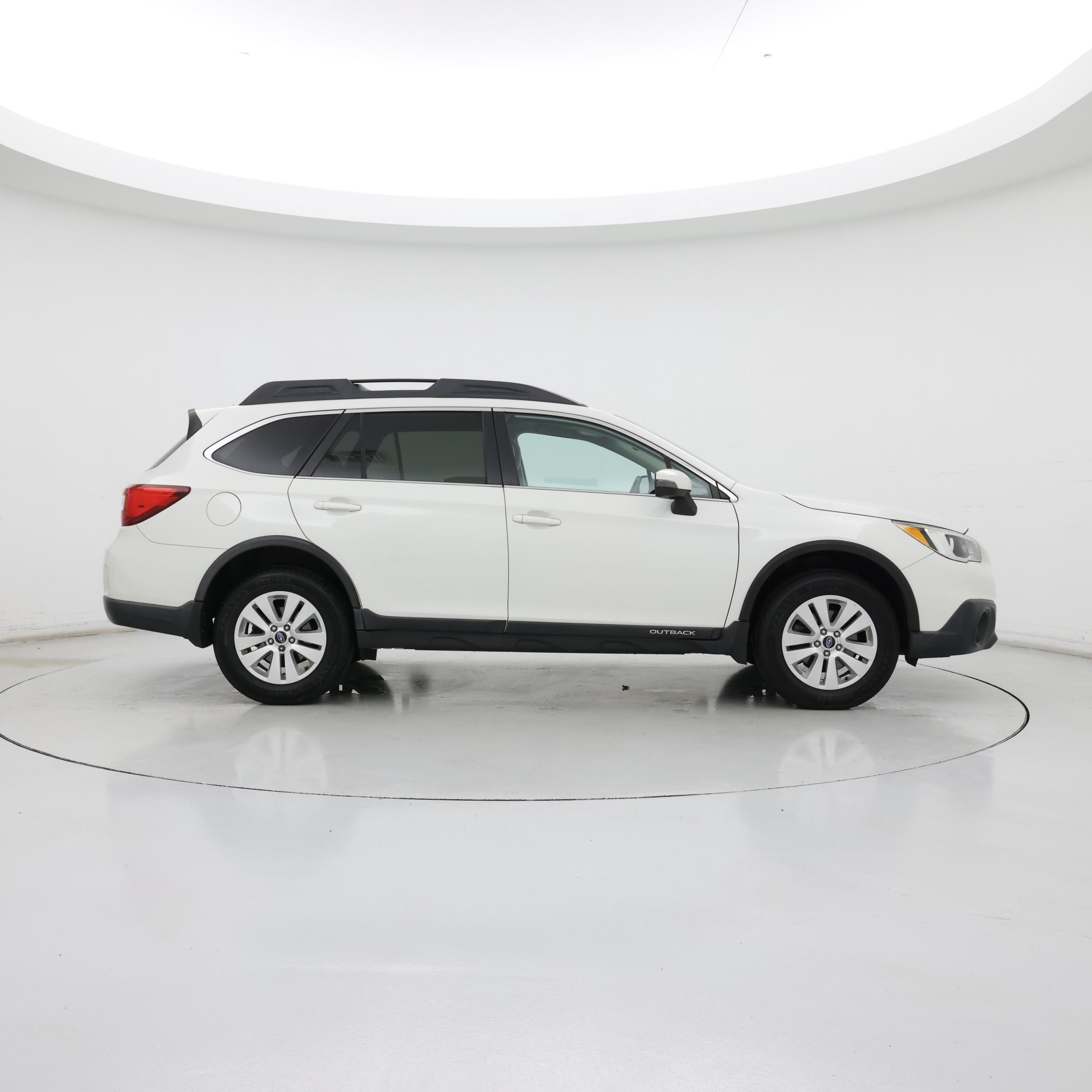 Thumbnail: 2016 Subaru Outback - 7