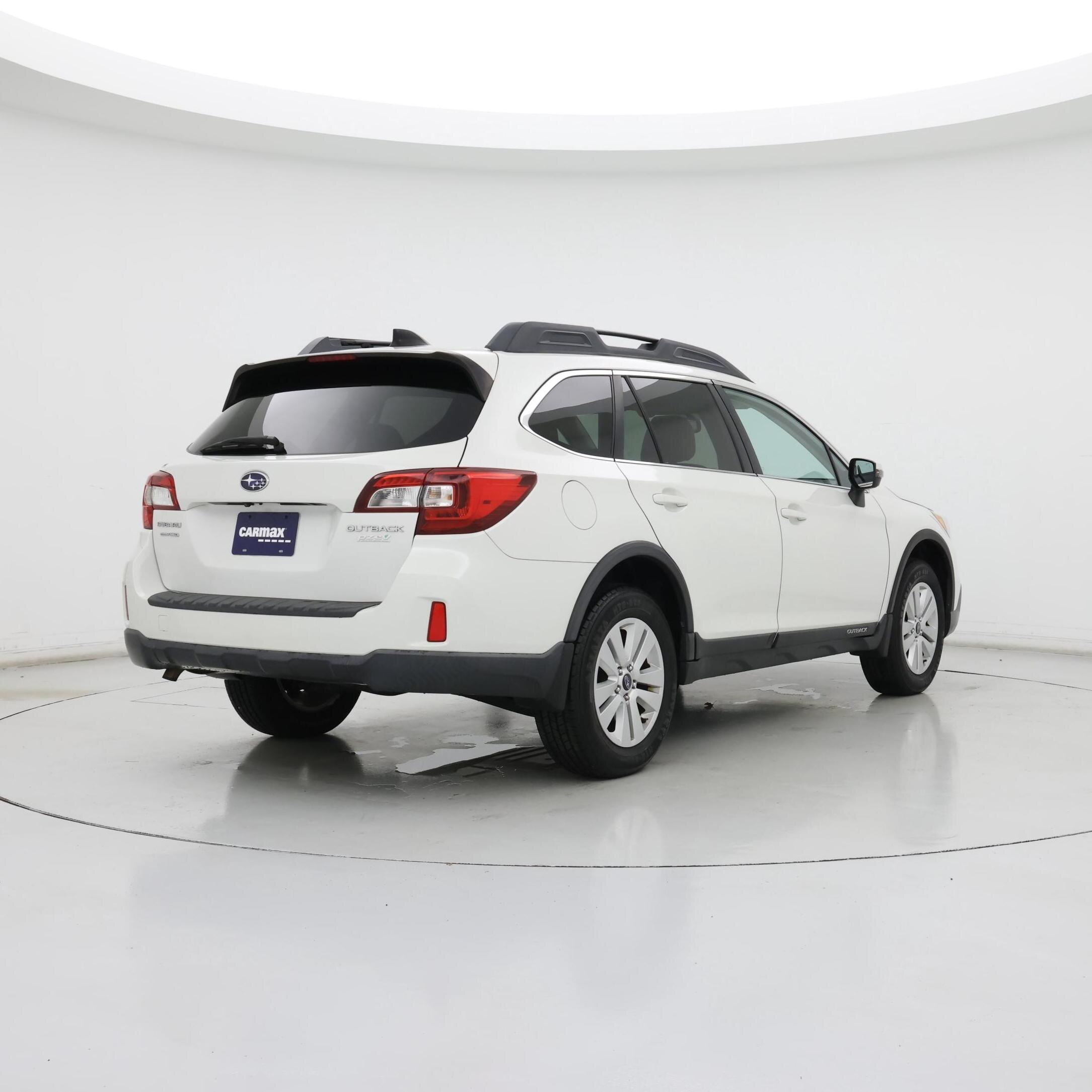 Thumbnail: 2016 Subaru Outback - 8