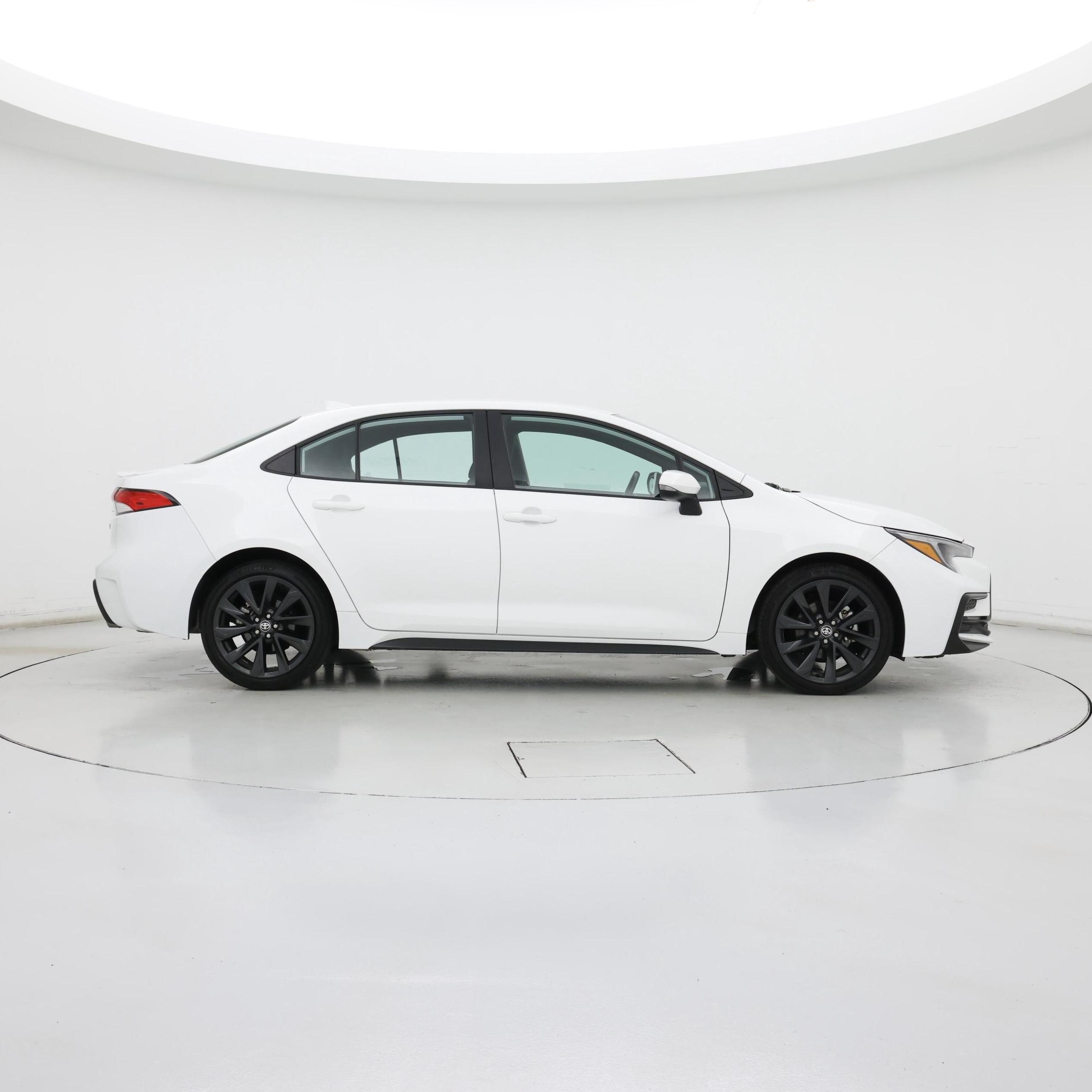 Thumbnail: 2024 Toyota Corolla - 7