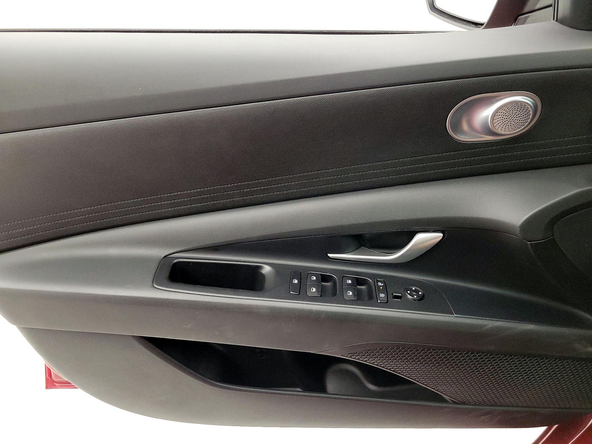 Thumbnail: 2024 Hyundai Elantra - 12