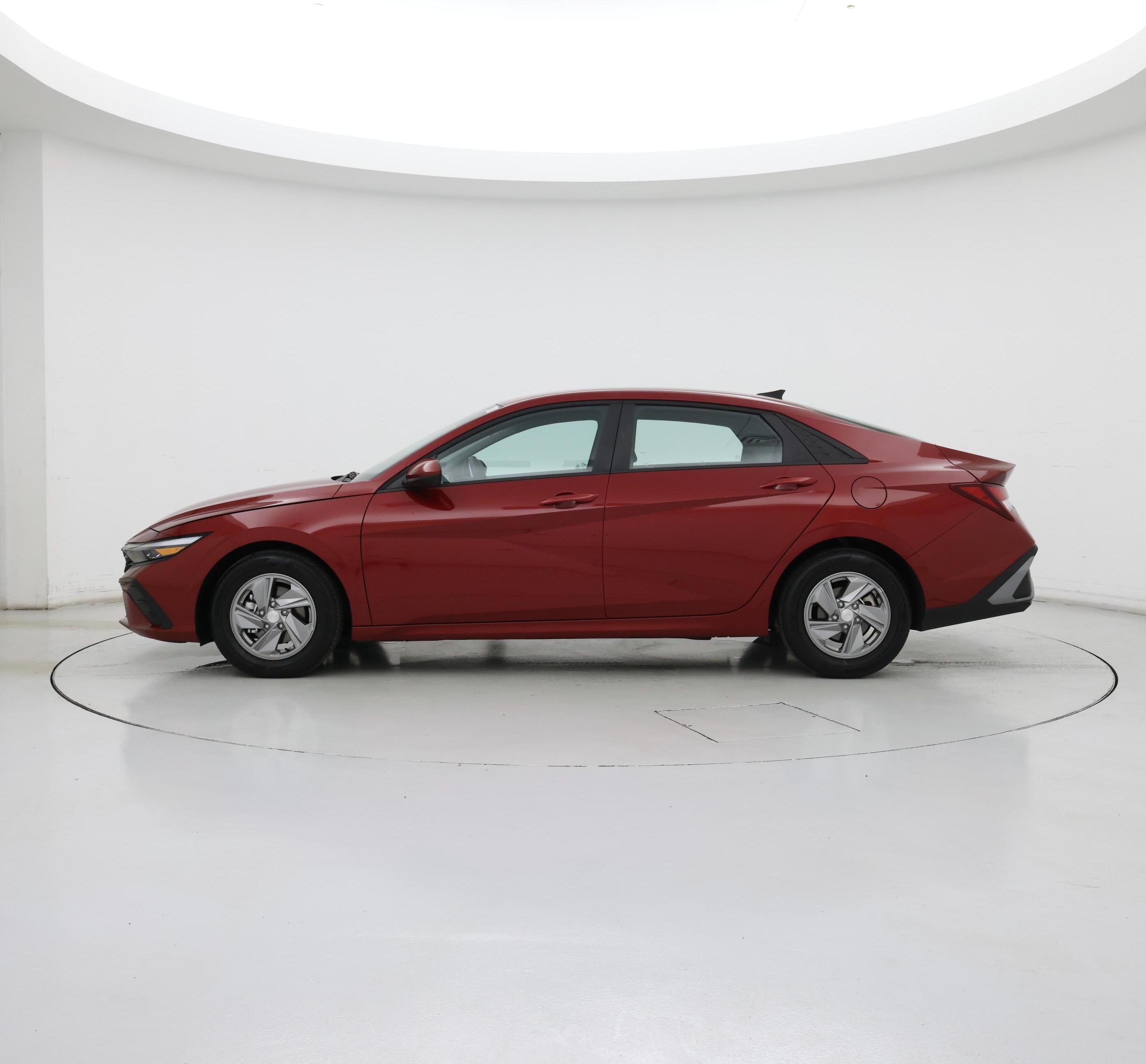 Thumbnail: 2024 Hyundai Elantra - 3