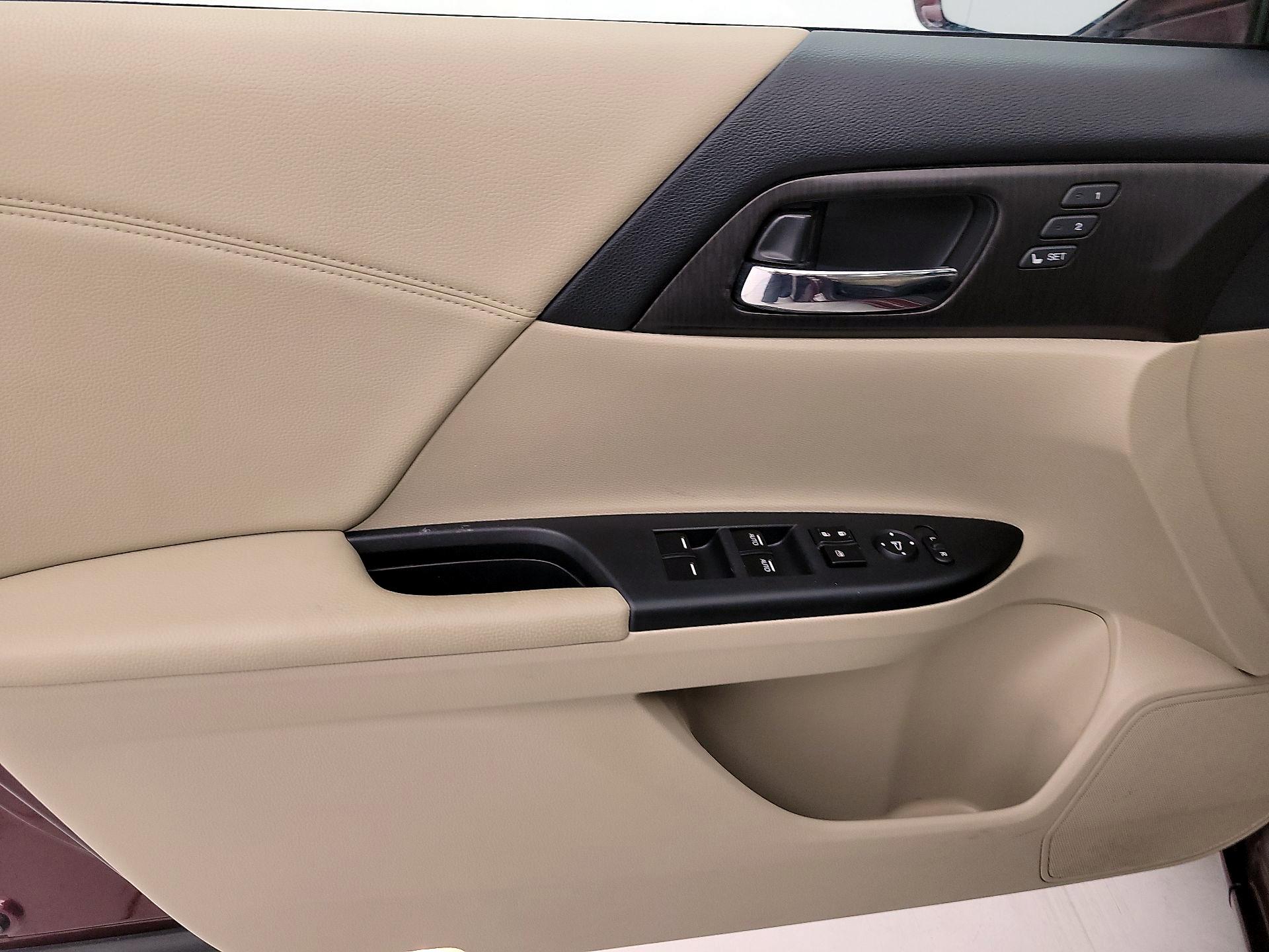Thumbnail: 2014 Honda Accord - 12