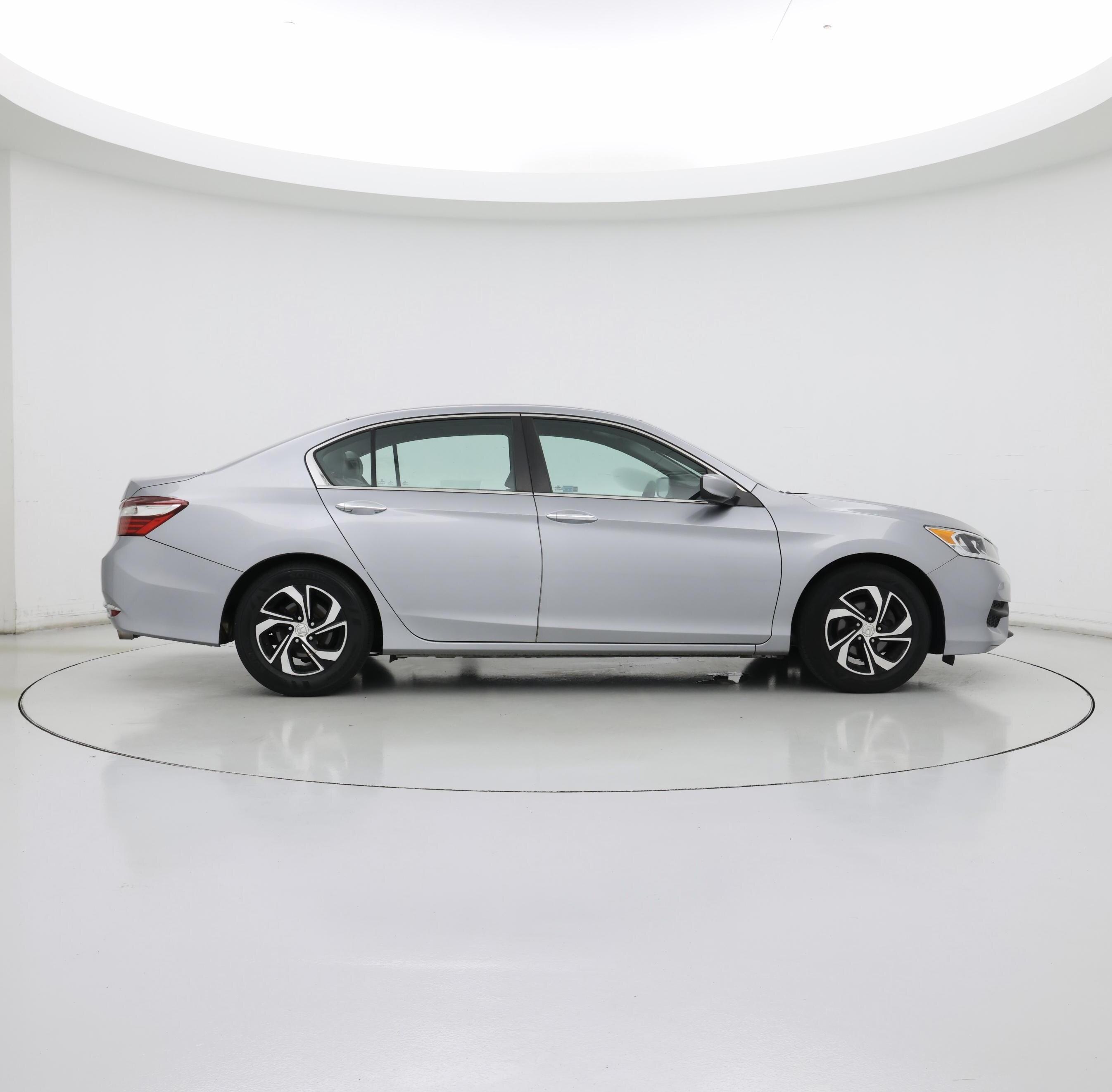Thumbnail: 2017 Honda Accord - 7