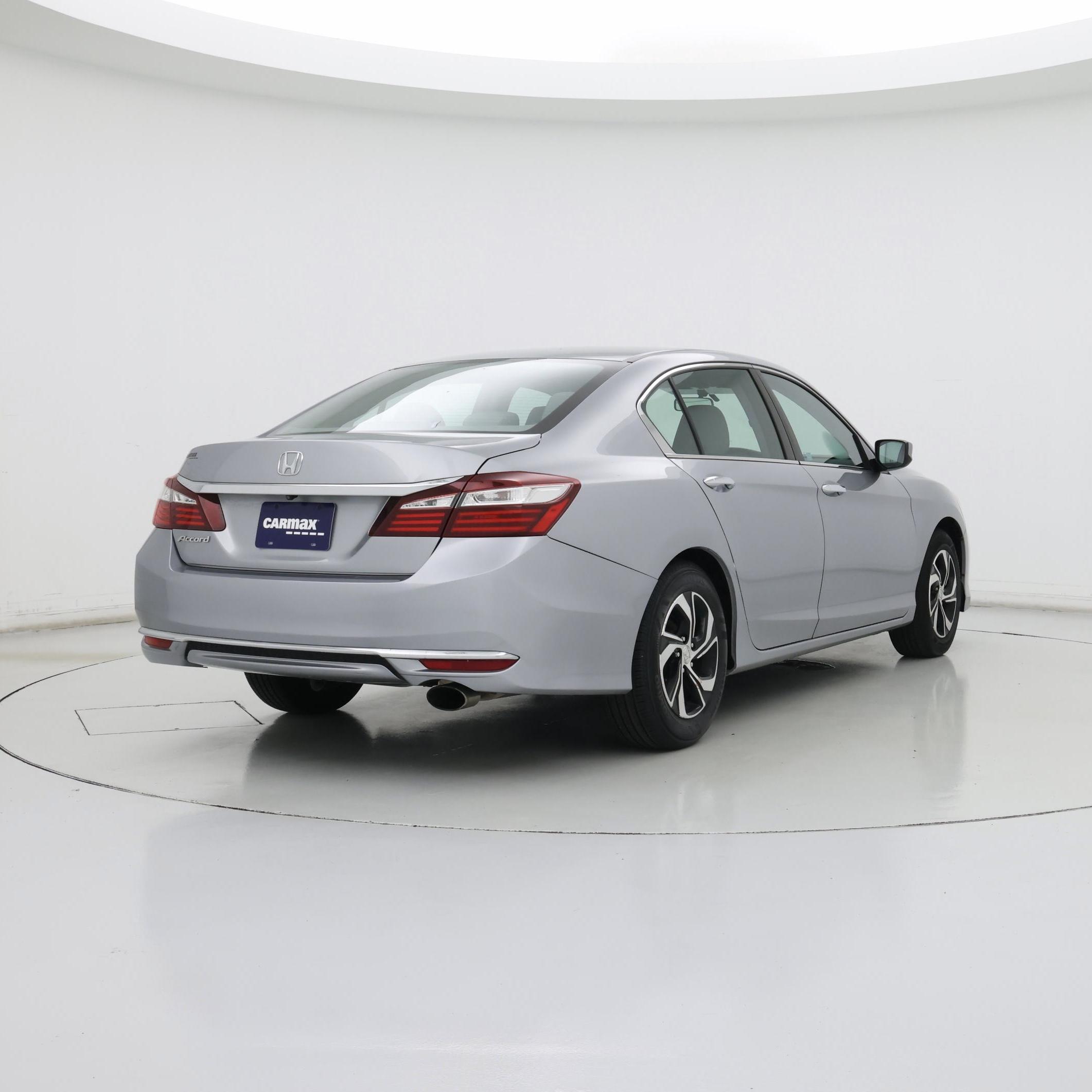 Thumbnail: 2017 Honda Accord - 8