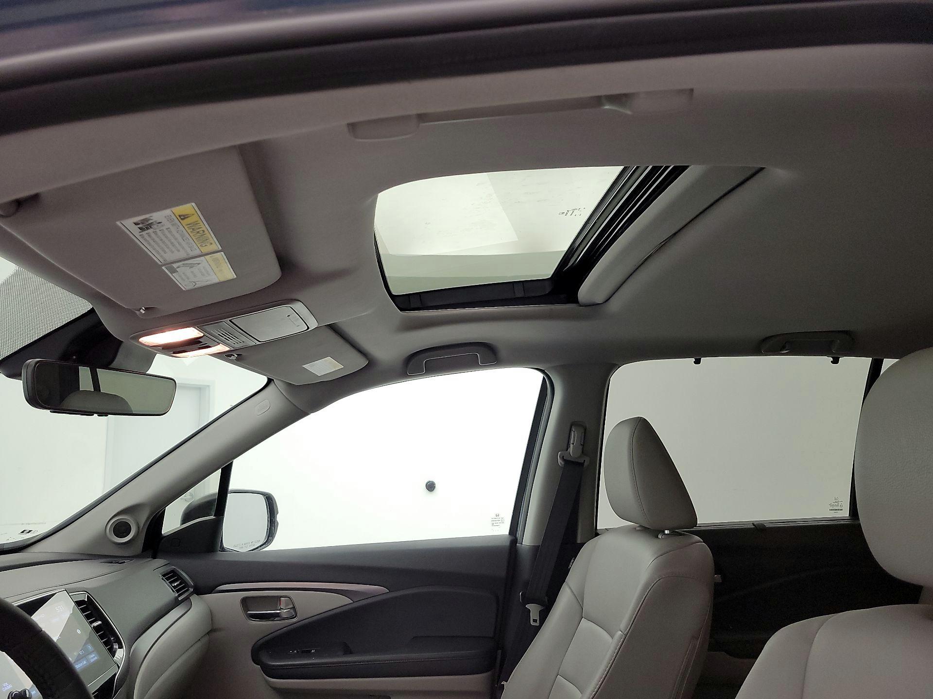 Thumbnail: 2022 Honda Pilot - 19
