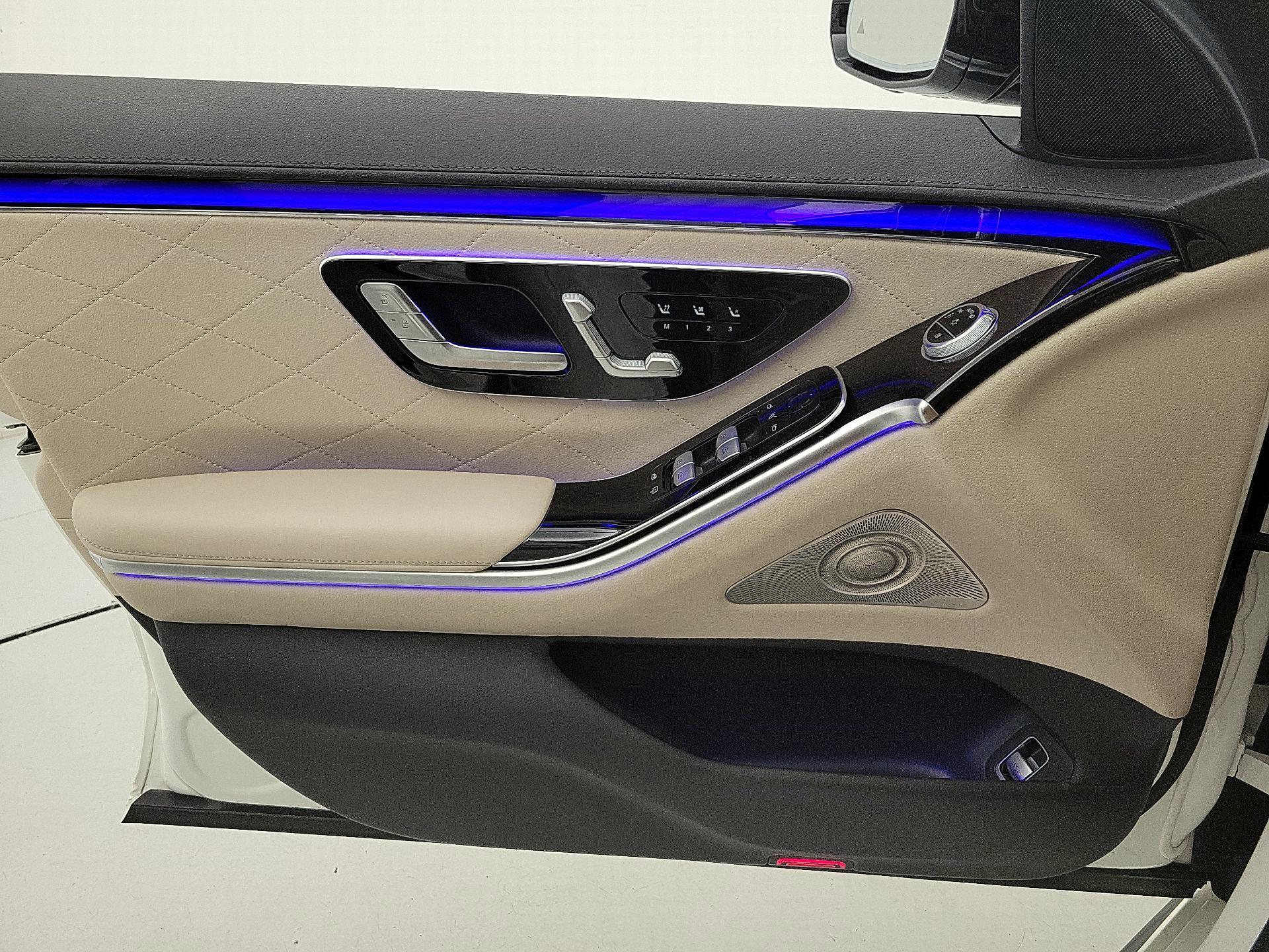 Thumbnail: 2021 Mercedes-Benz S-Class - 12
