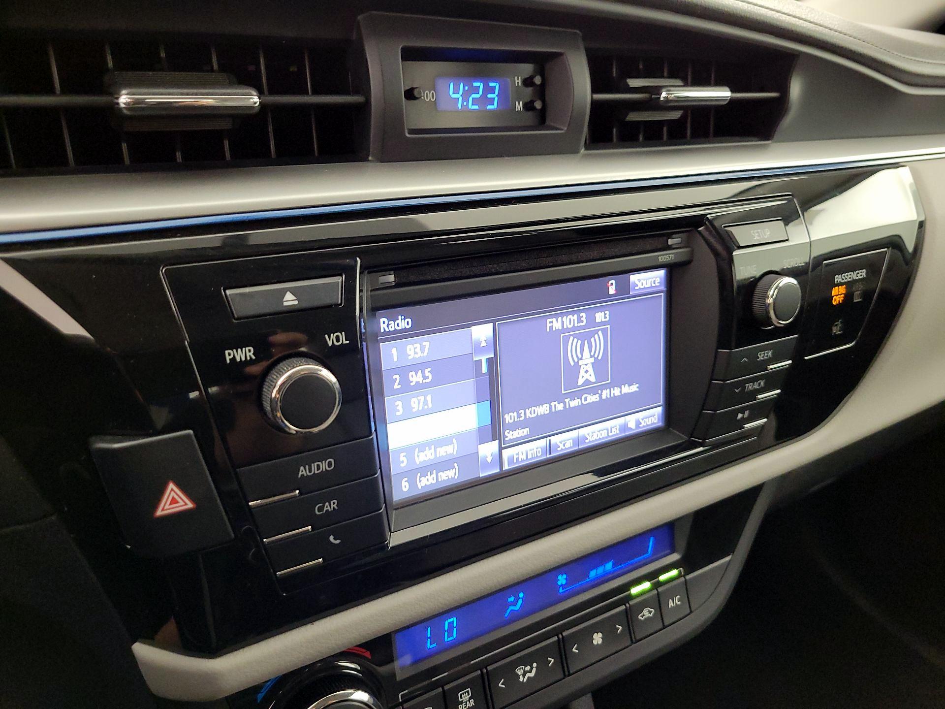 Thumbnail: 2016 Toyota Corolla - 15