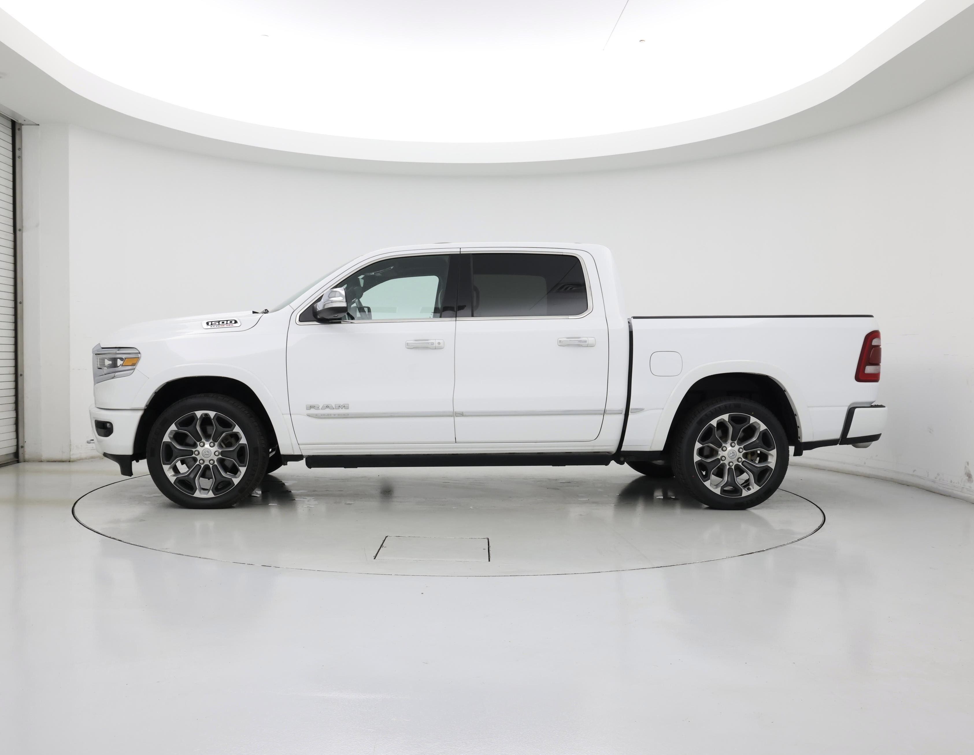 Thumbnail: 2022 RAM 1500 - 3