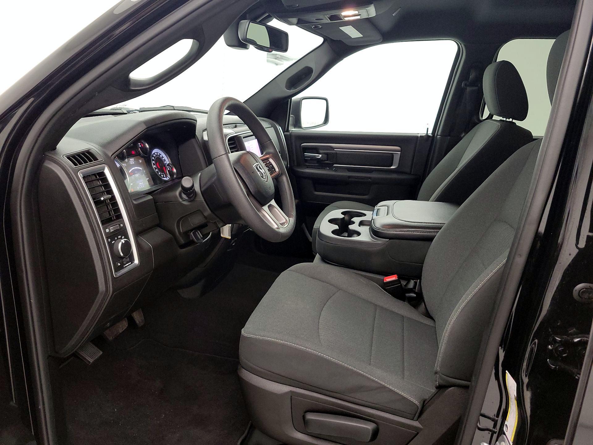 Thumbnail: 2022 RAM 1500 Classic - 11