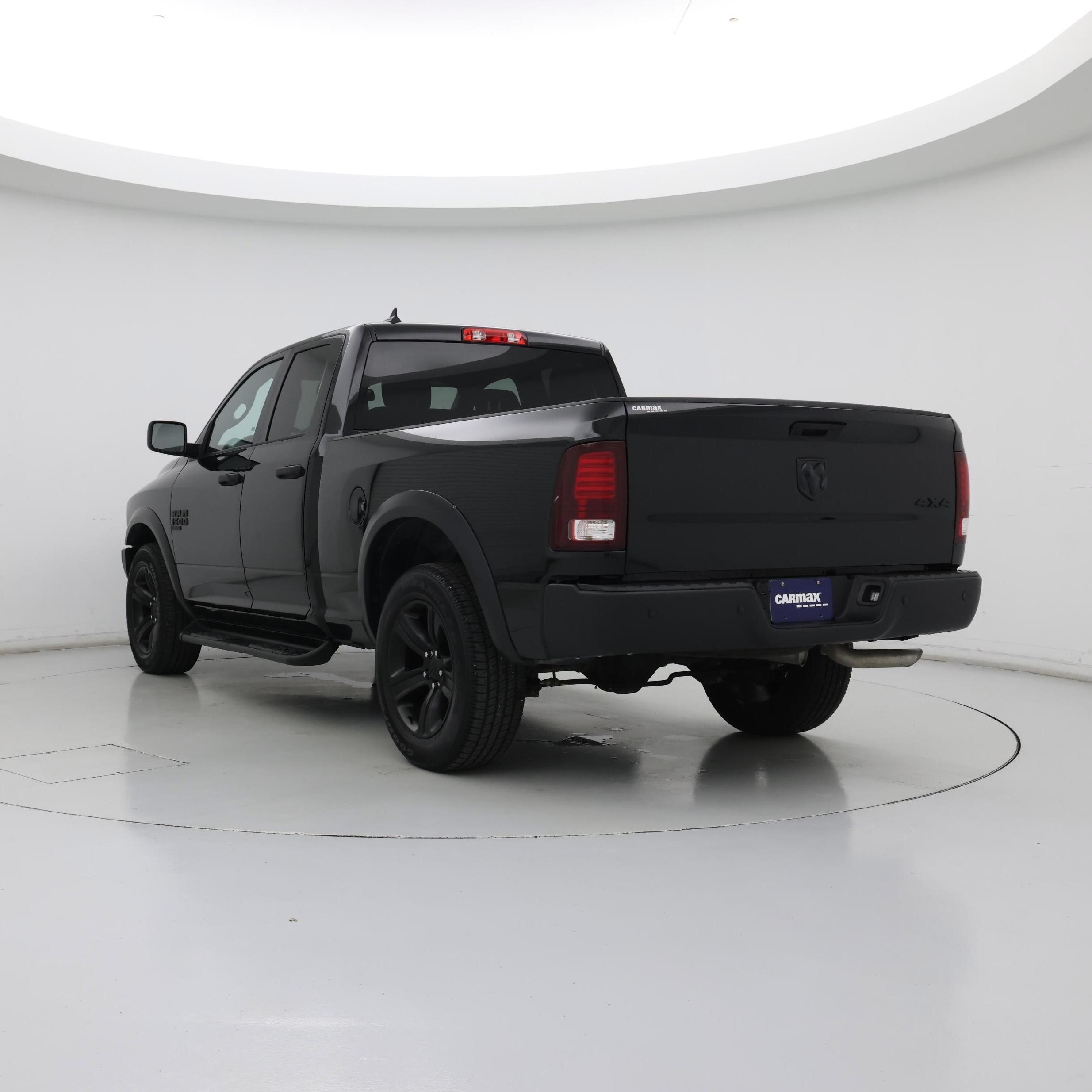 Thumbnail: 2022 RAM 1500 Classic - 2