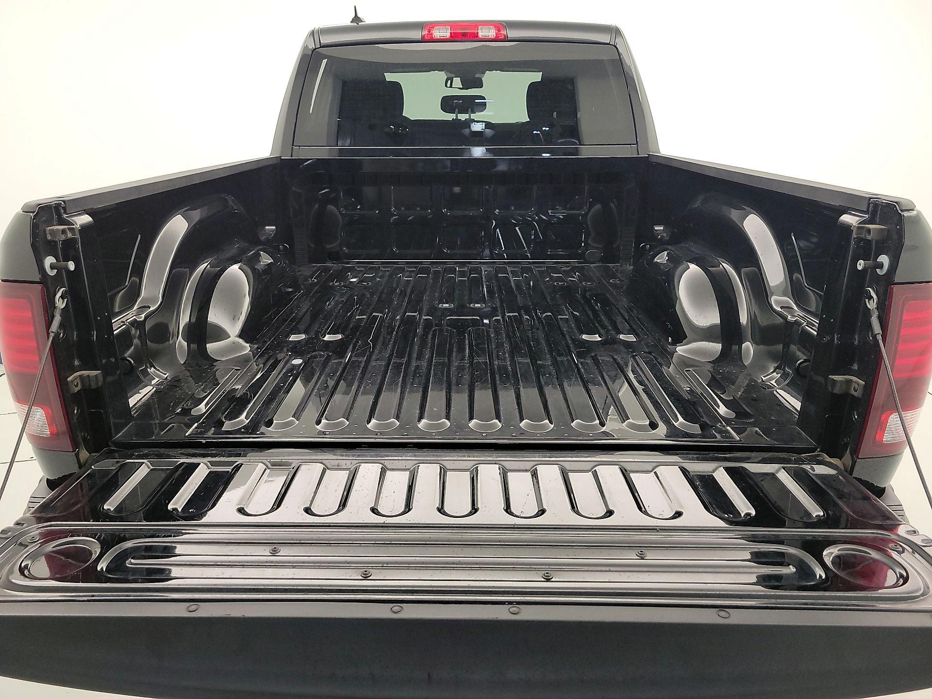 Thumbnail: 2022 RAM 1500 Classic - 20