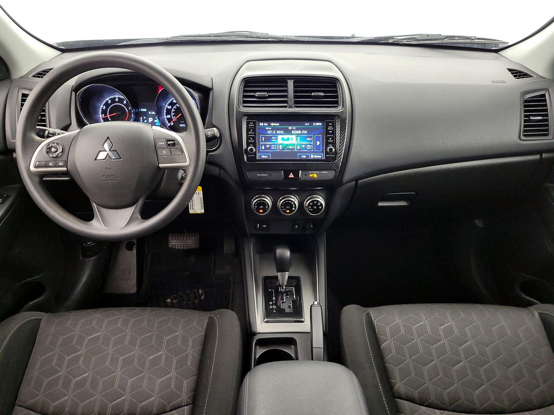 Thumbnail: 2020 Mitsubishi Outlander Sport - 9