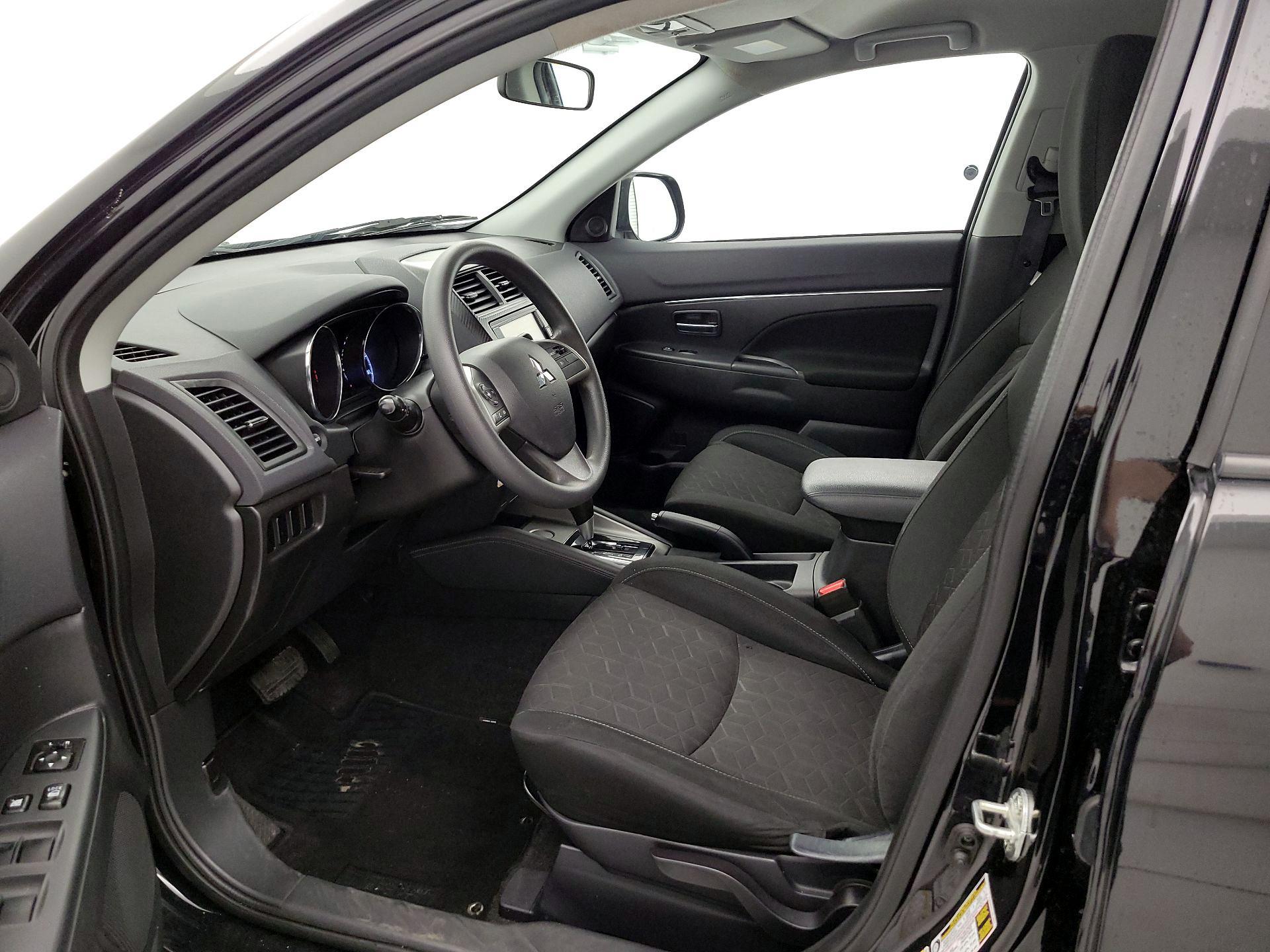 Thumbnail: 2020 Mitsubishi Outlander Sport - 11