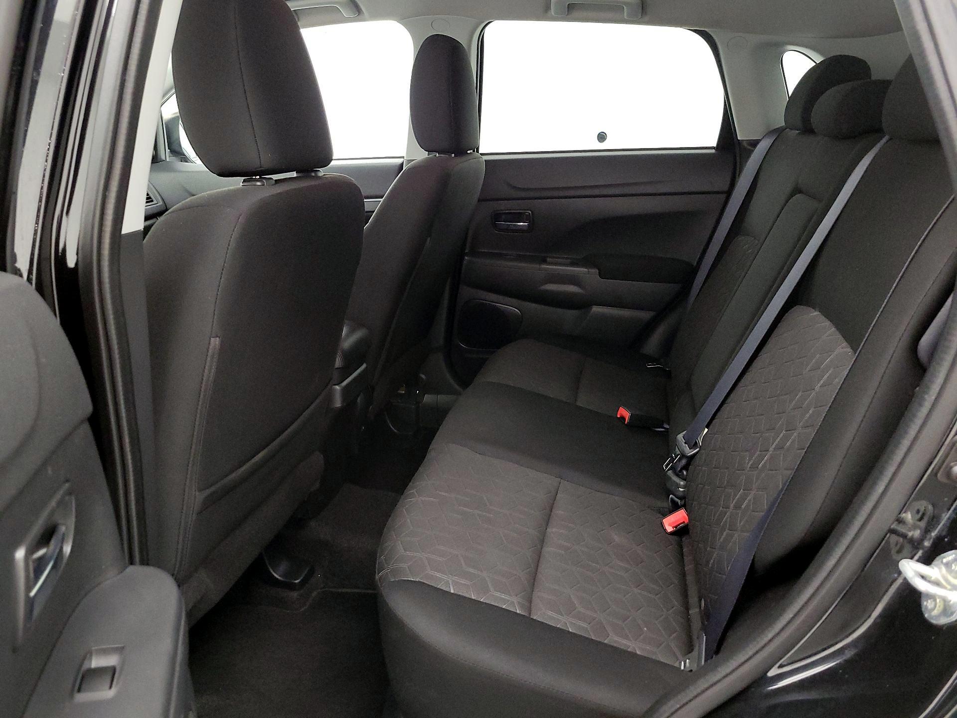 Thumbnail: 2020 Mitsubishi Outlander Sport - 19